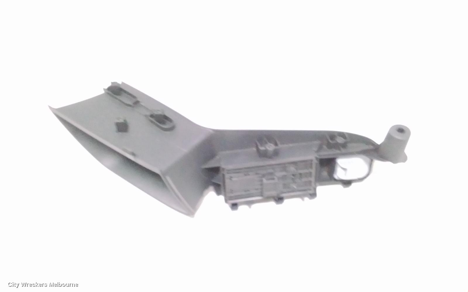 AUDI A4 PWR DR WIND SWITCH, RH FRONT (MASTER SWITCH), B8 8K, 02/2008 - 06/2012