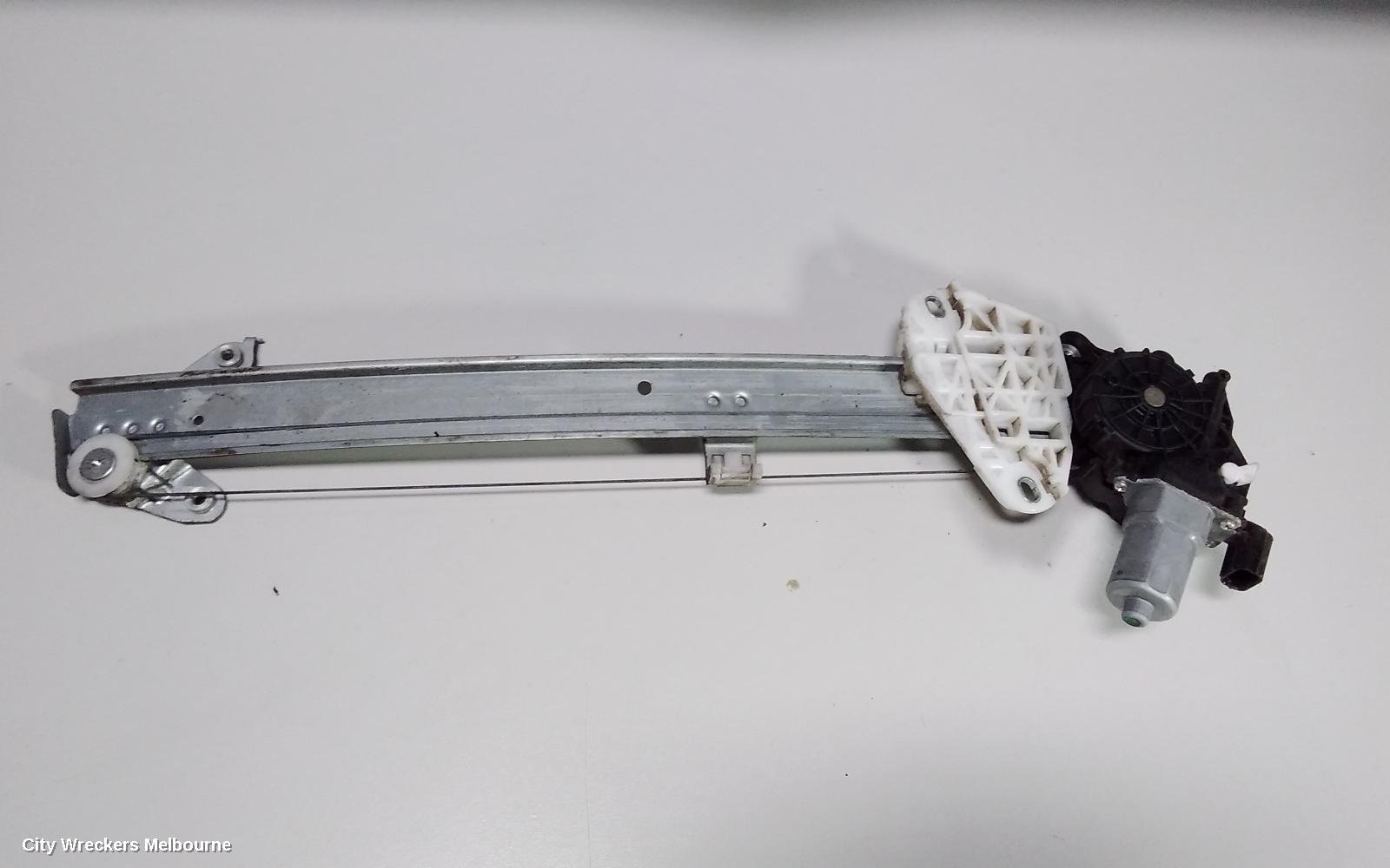 HONDA HRV LEFT FRONT WINDOW REG/MOTOR, RU, 12/2014 - 10/2021