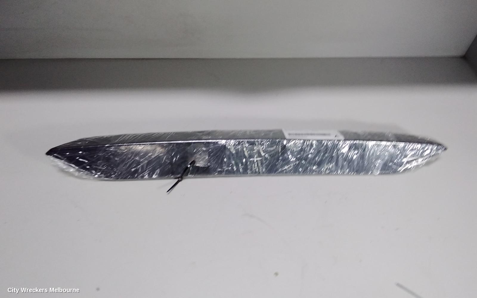 HONDA CRV REAR GARNISH, TAILGATE GARNISH (LOWER), RW, 05/2017 ONWARDS