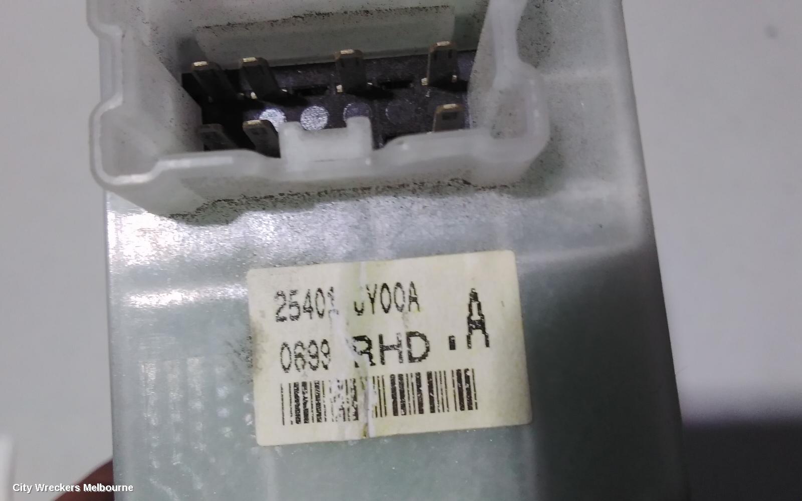 RENAULT KALEOS PWR DR WIND SWITCH, RH FRONT (MASTER SWITCH), H45, 09/2008 - 03/2013