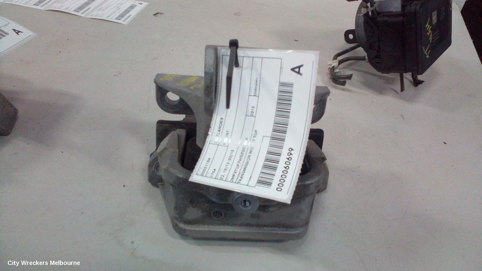 MITSUBISHI OUTLANDER MOUNT, ZJ, 10/2012 - 03/2015