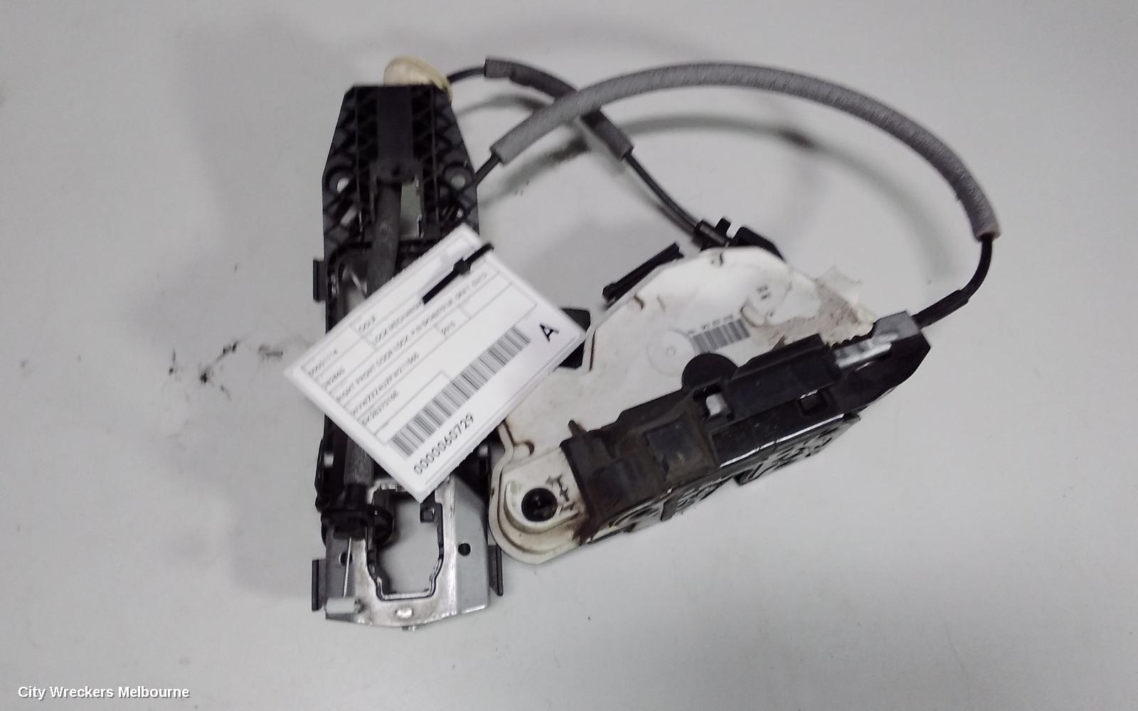 VOLKSWAGEN GOLF DOOR/BOOT/GATE LOCK, RIGHT FRONT DOOR LOCK, P/N 5K2837016E, GEN 7, 03/2013 ONWARDS