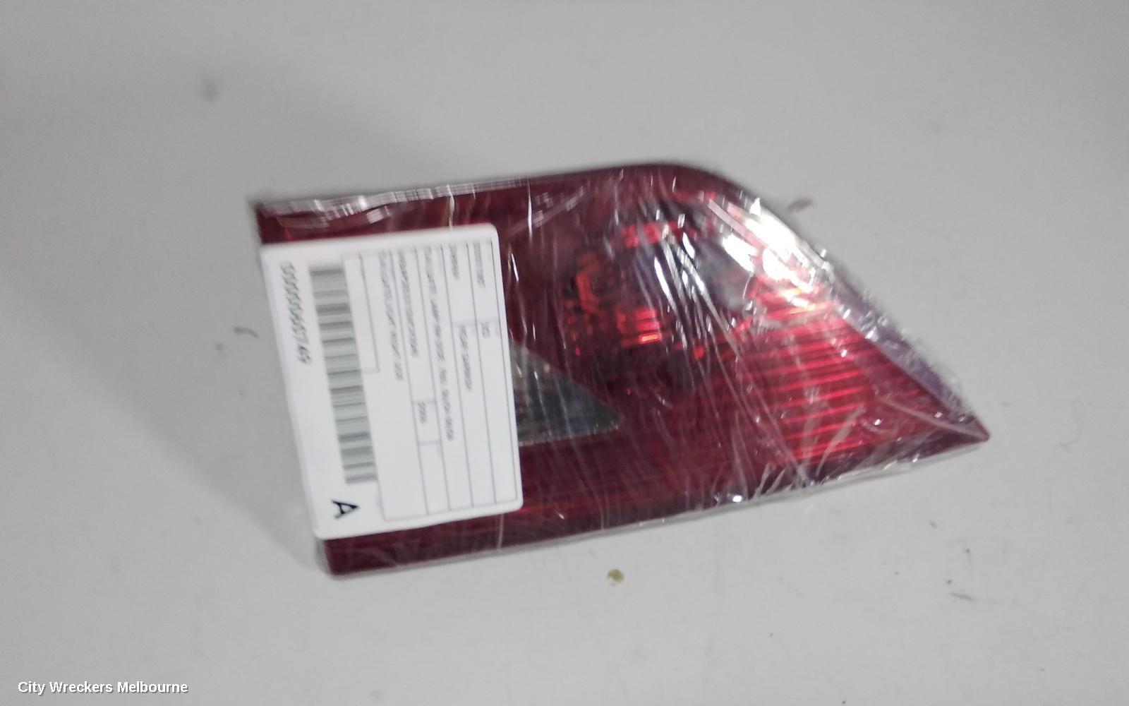 BMW X3 REAR GARNISH, TAILGATE LAMP (RH SIDE), E83, 06/2004 - 08/2006