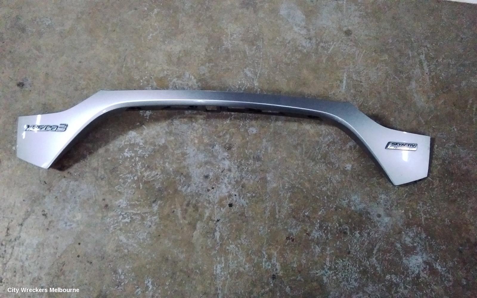 MAZDA 3 REAR GARNISH, TAILGATE GARNISH, NON CAMERA, W/ SMART KEY TYPE, BM-BN, 11/2013 - 02/2019