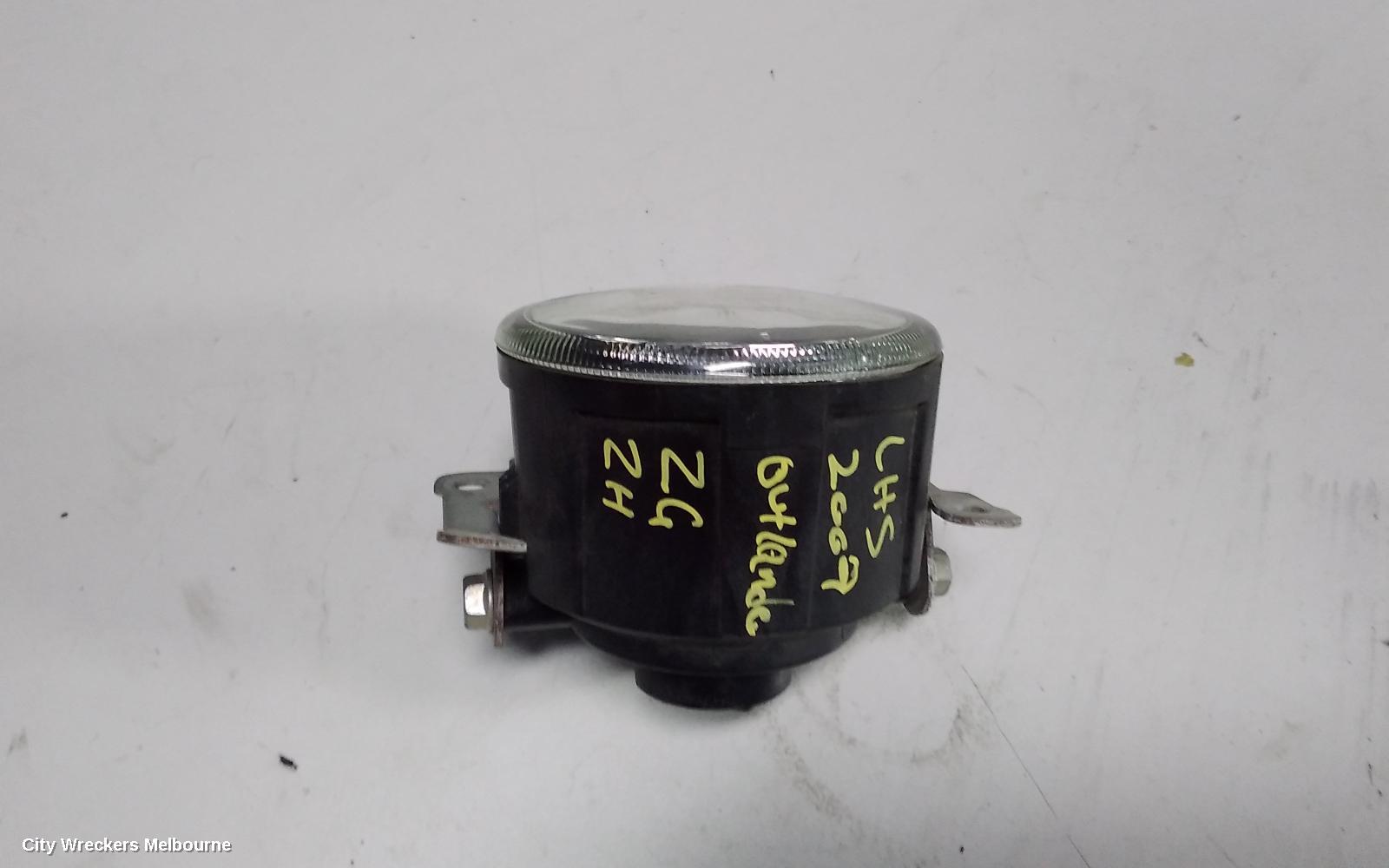 MITSUBISHI OUTLANDER LEFT INDICATOR/FOG/SIDE, BUMPER FOGLAMP, ZG, 11/2006 - 09/2009