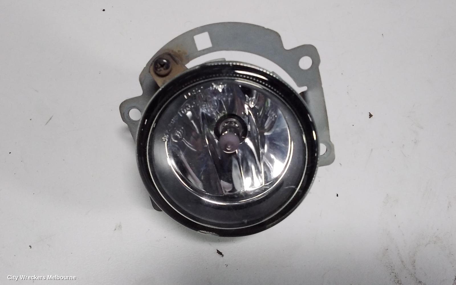 MITSUBISHI OUTLANDER LEFT INDICATOR/FOG/SIDE, BUMPER FOGLAMP, ZG, 11/2006 - 09/2009
