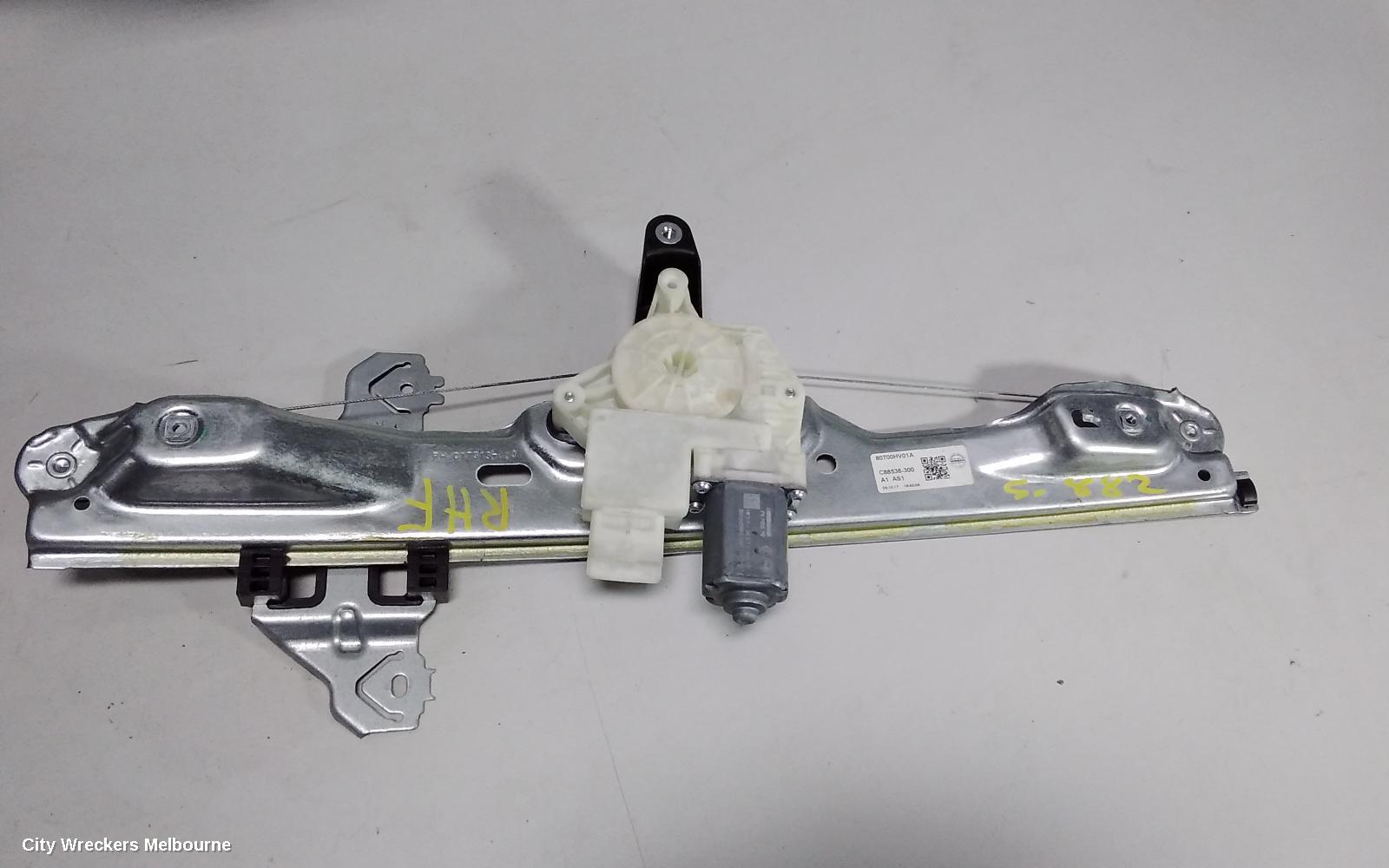 NISSAN QASHQAI RIGHT FRONT WINDOW REG/MOTOR, J11, 12/2013 - 07/2021