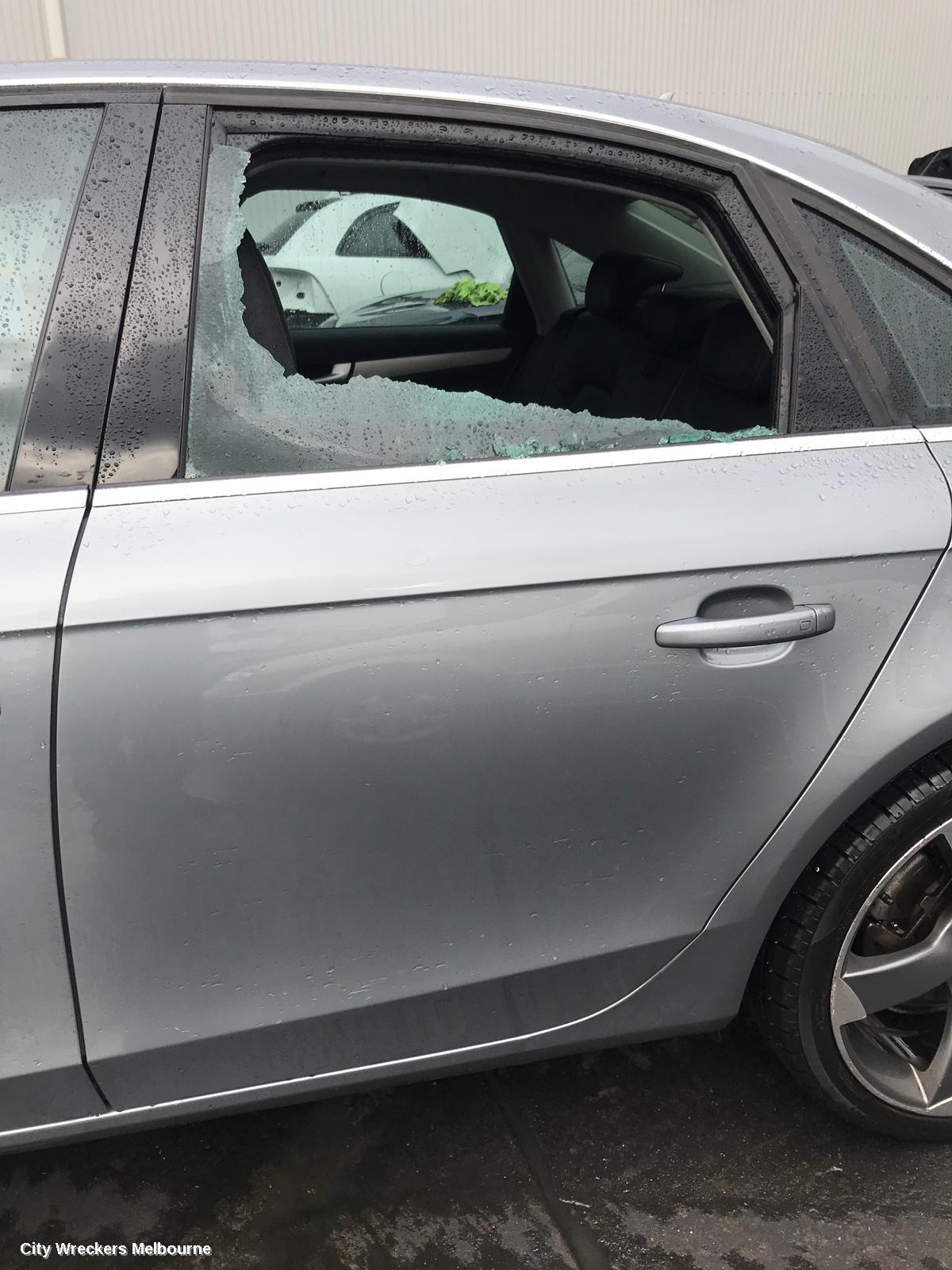 AUDI A4 GRILLE, RADIATOR GRILLE, B8 8K (A4), GREY, 02/2008 - 06/2012