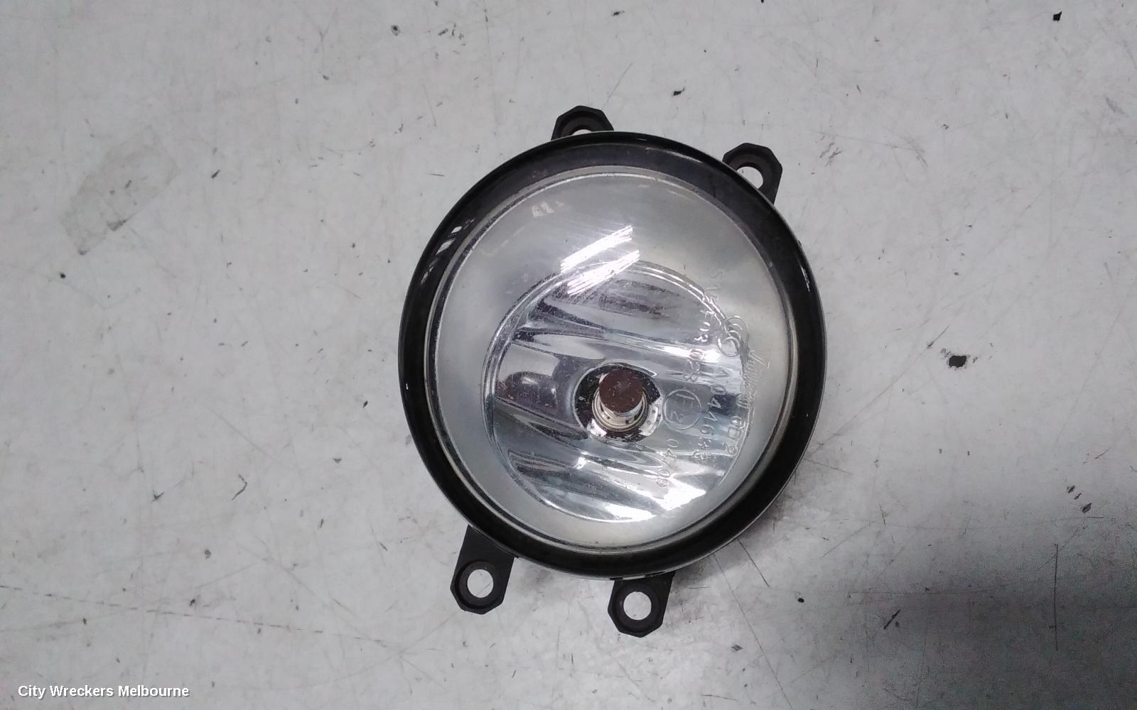 TOYOTA RAV4 LEFT INDICATOR/FOG/SIDE, BUMPER FOGLAMP, ACA33, 11/2005 - 11/2012