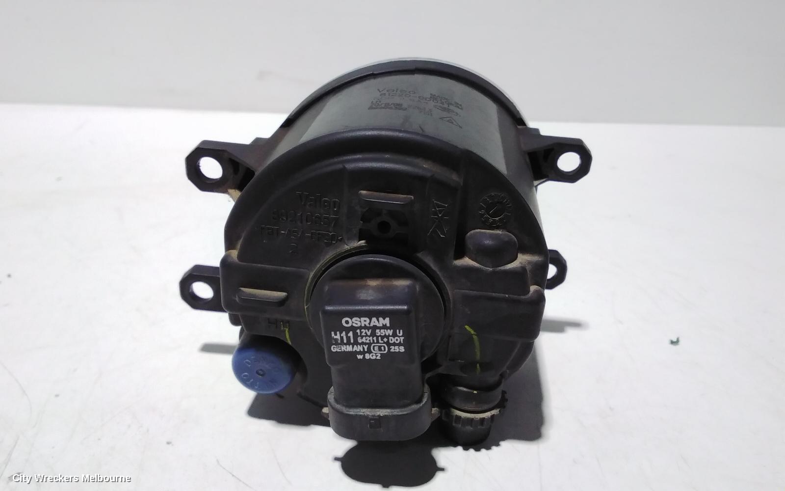 TOYOTA COROLLA LEFT INDICATOR/FOG/SIDE, BUMPER FOGLAMP, ZRE152R, HATCH, 03/2007 - 10/2009