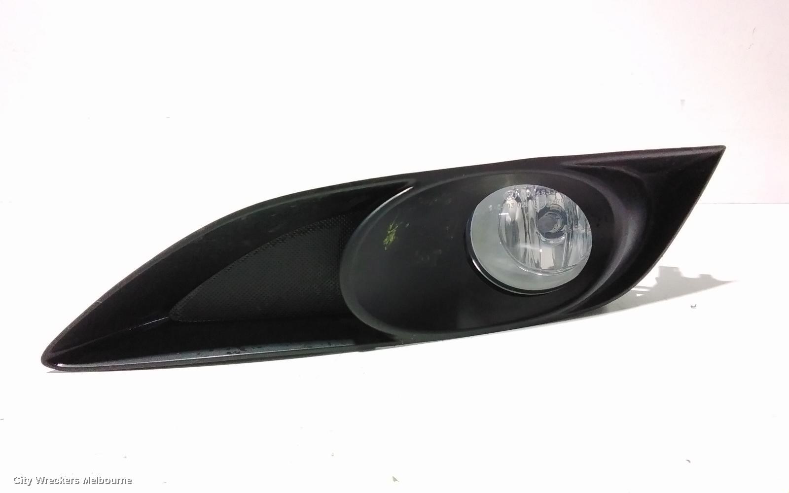 TOYOTA COROLLA LEFT INDICATOR/FOG/SIDE, BUMPER FOGLAMP, ZRE152R, HATCH, 03/2007 - 10/2009