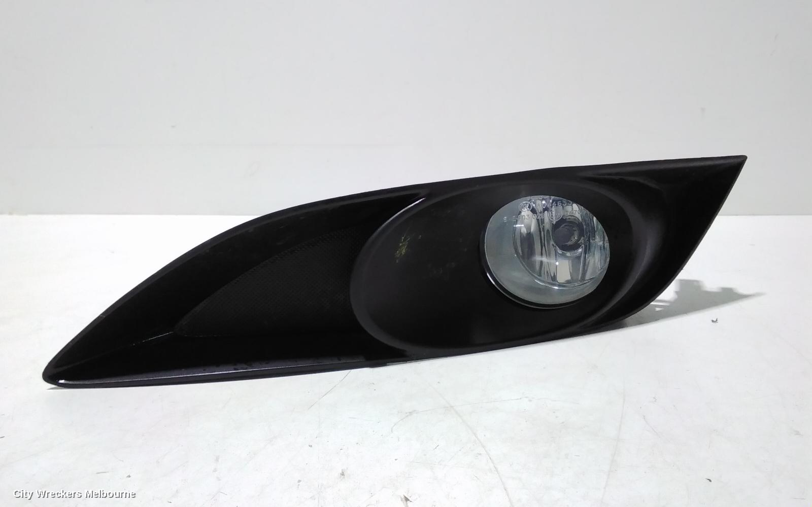 TOYOTA COROLLA LEFT INDICATOR/FOG/SIDE, BUMPER FOGLAMP, ZRE152R, HATCH, 03/2007 - 10/2009