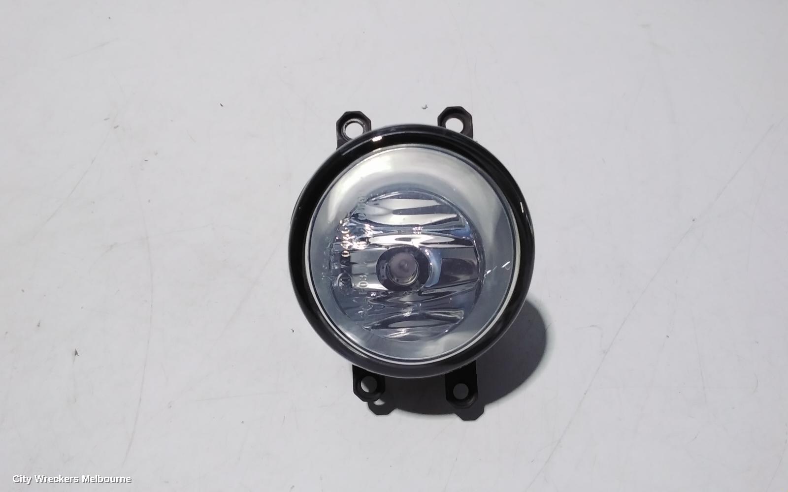 TOYOTA COROLLA RIGHT INDICATOR/FOG/SIDE, BUMPER FOGLAMP, ZRE152R, HATCH, 03/2007 - 10/2009