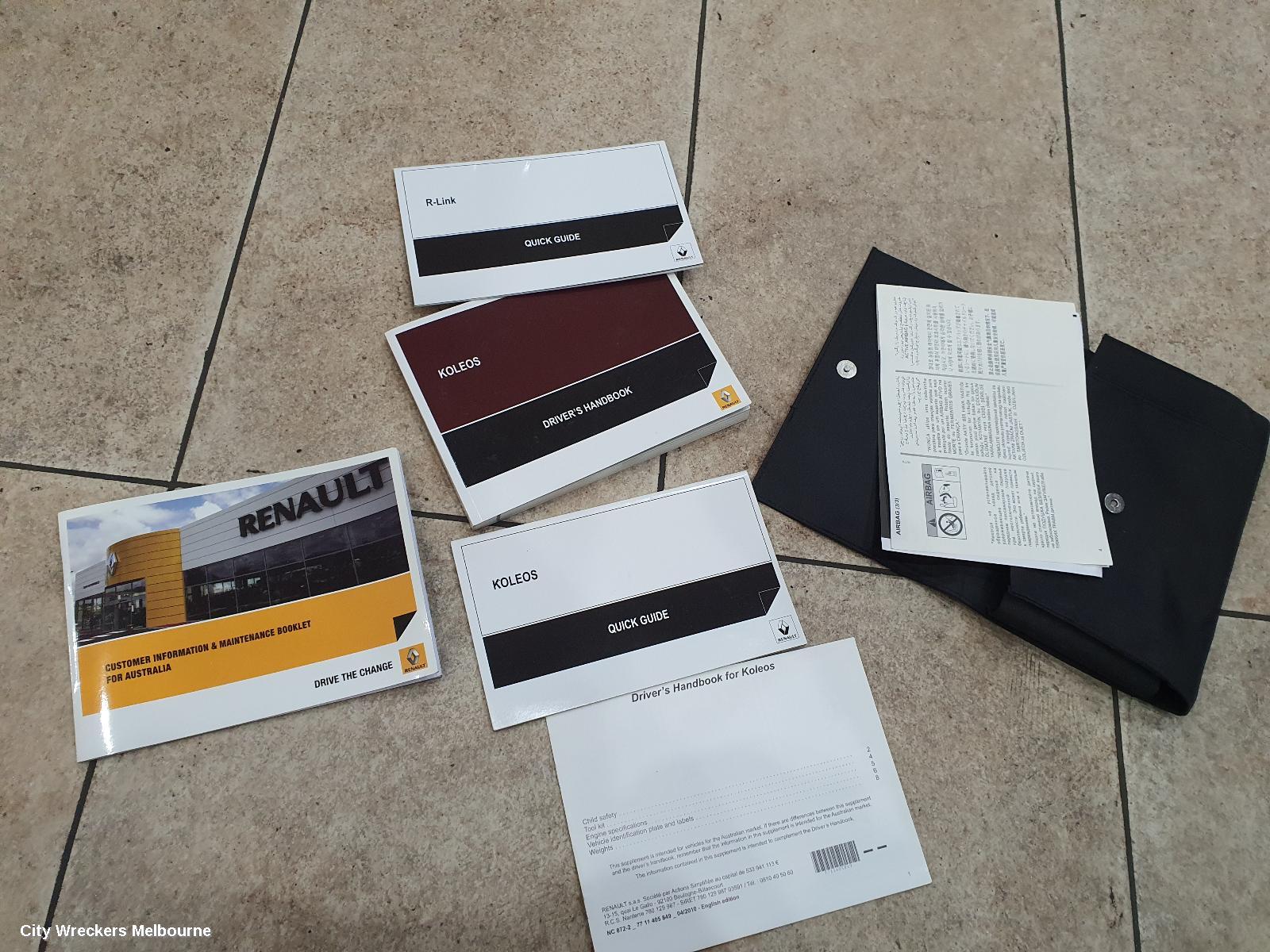 RENAULT KALEOS OWNERS HANDBOOK, H45 11/2011 - 08/2013