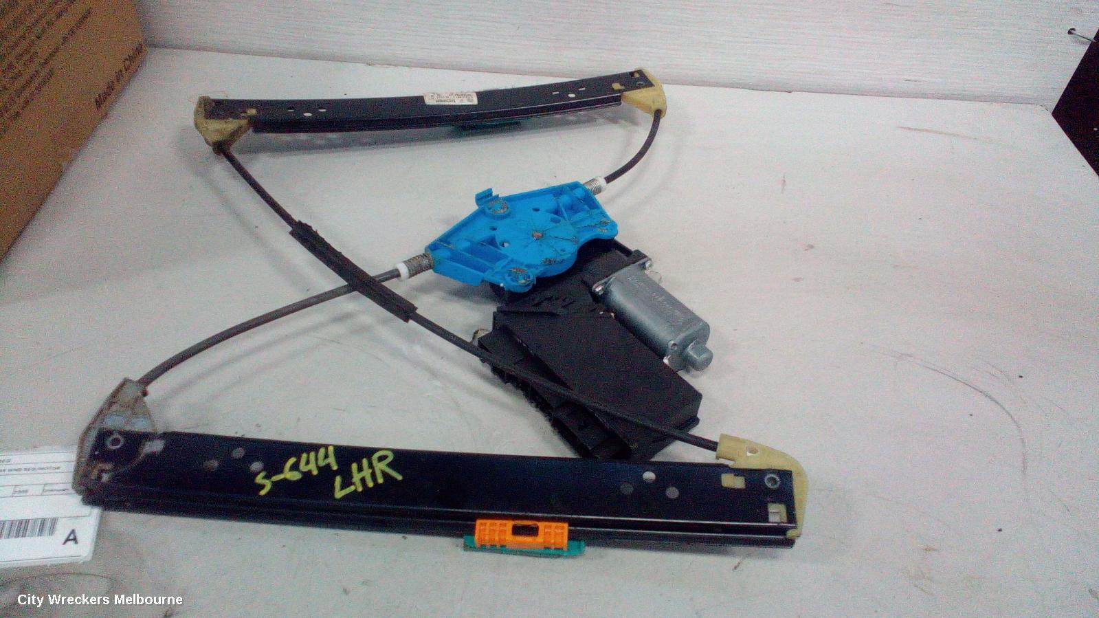 VOLKSWAGEN TOUAREG LEFT REAR WND REG/MOTOR, 7L, 09/2003 - 12/2010