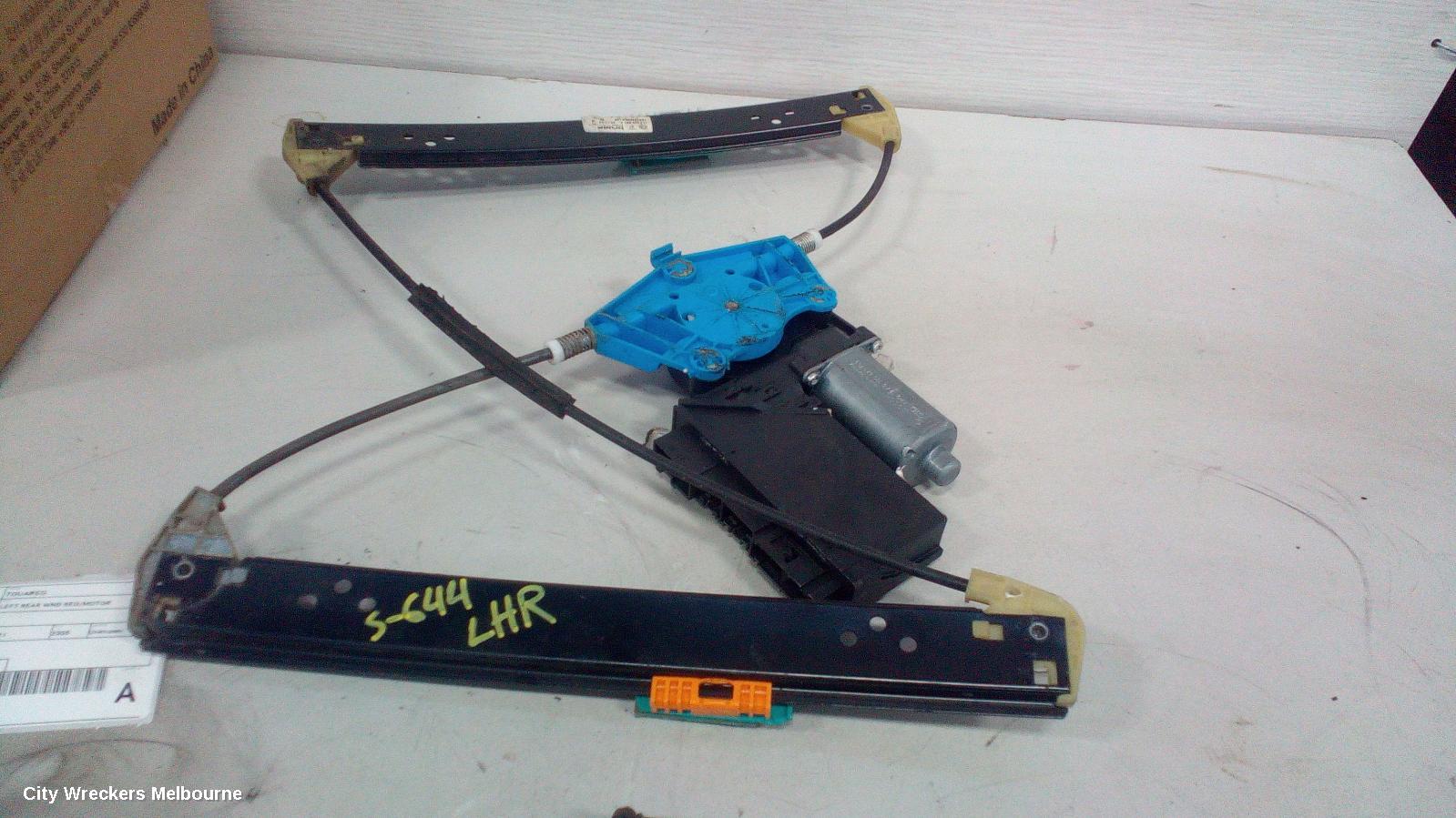 VOLKSWAGEN TOUAREG LEFT REAR WND REG/MOTOR, 7L, 09/2003 - 12/2010