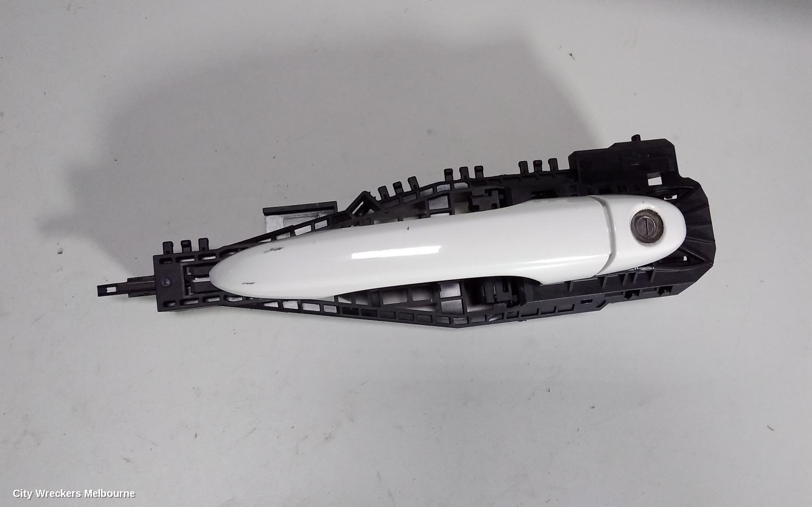 JEEP CHEROKEE DOOR HANDLE, KL, 06/2014 - 11/2022