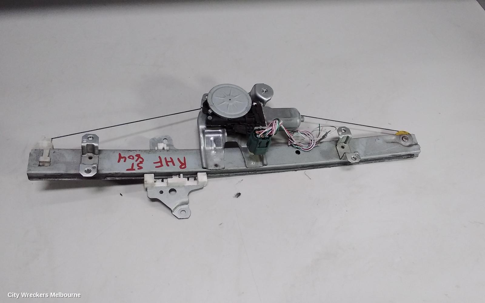 NISSAN XTRAIL RIGHT FRONT WINDOW REG/MOTOR, T32, 02/2014 ONWARDS