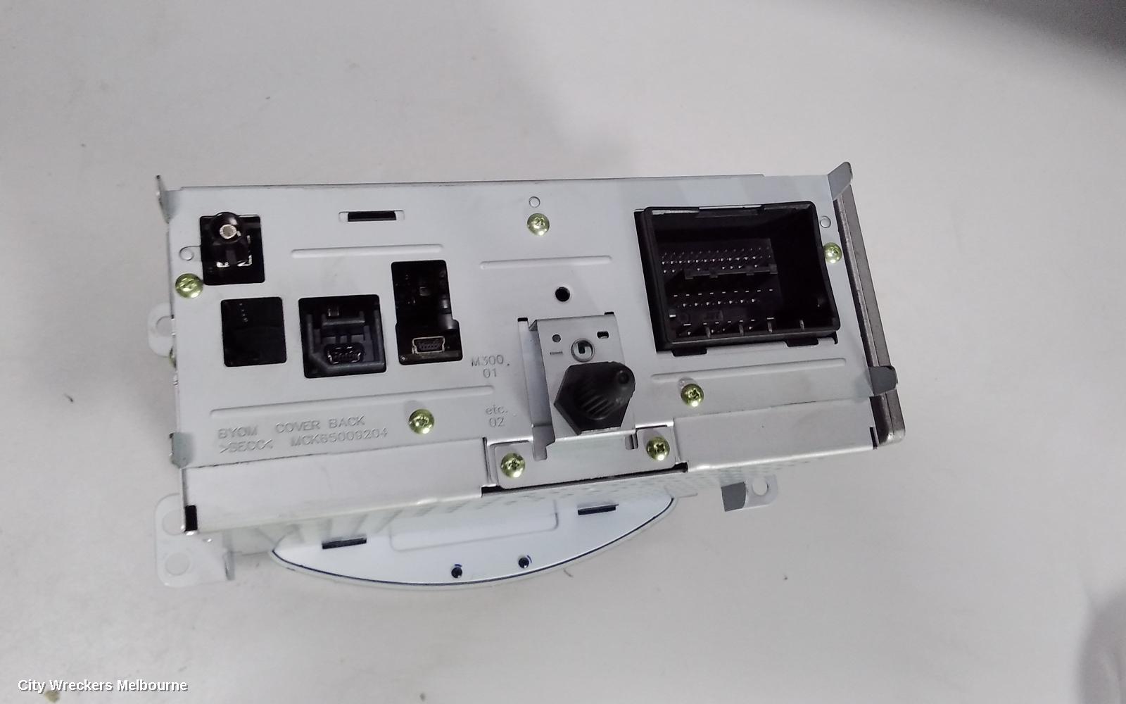 HOLDEN TRAX RADIO/CD/DVD/SAT/TV, TOUCH SCREEN UNIT, TJ SERIES, 08/2013 - 09/2016