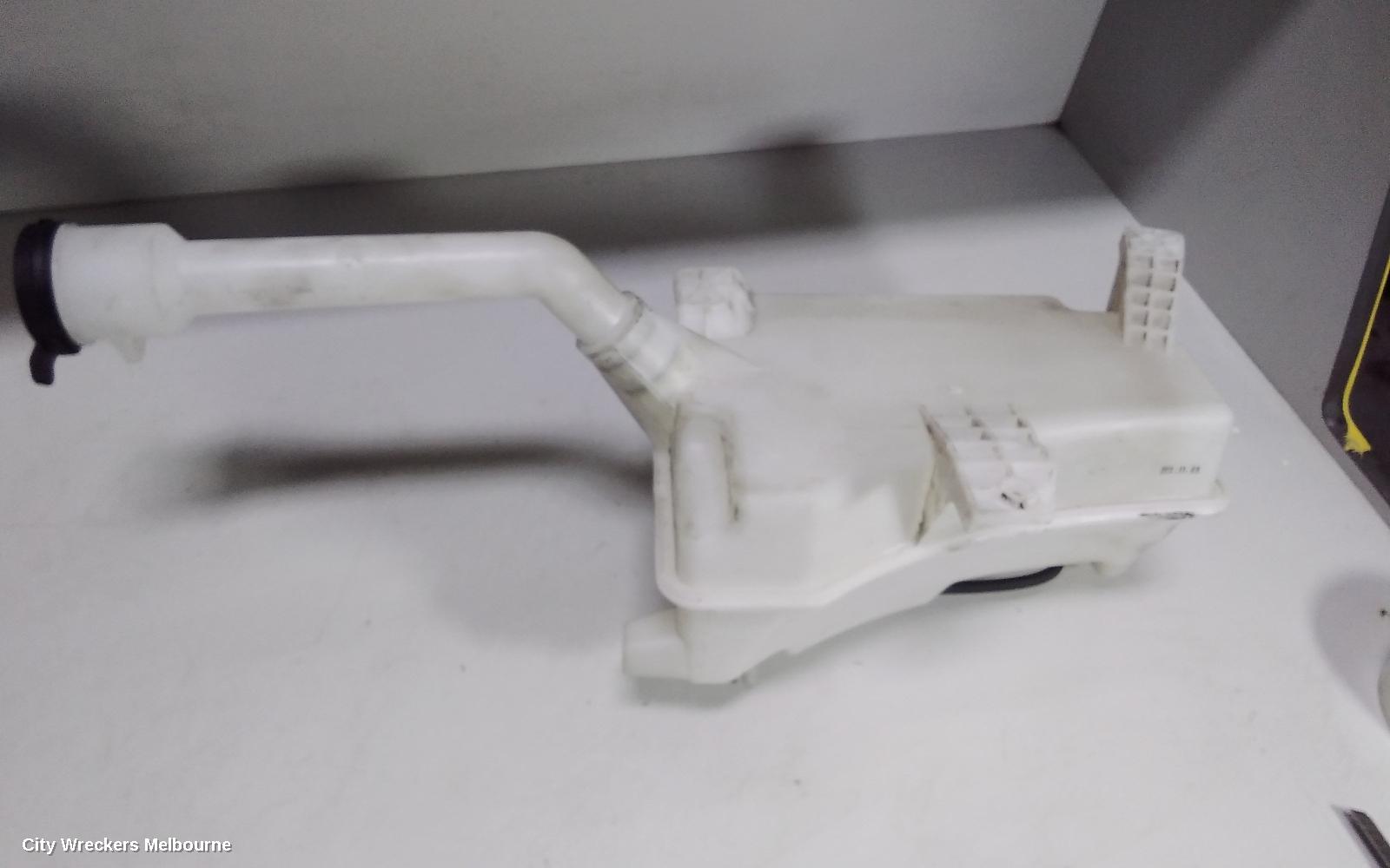 HOLDEN TRAX WASHER BOTTLE, TJ SERIES, 08/2013 ONWARDS