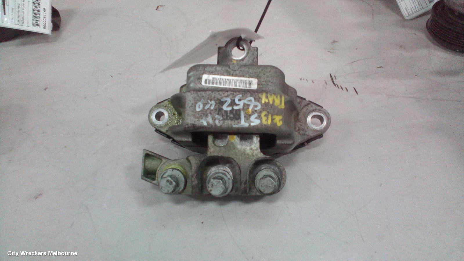 HOLDEN TRAX MOUNT, TJ, 08/2013 - 12/2020