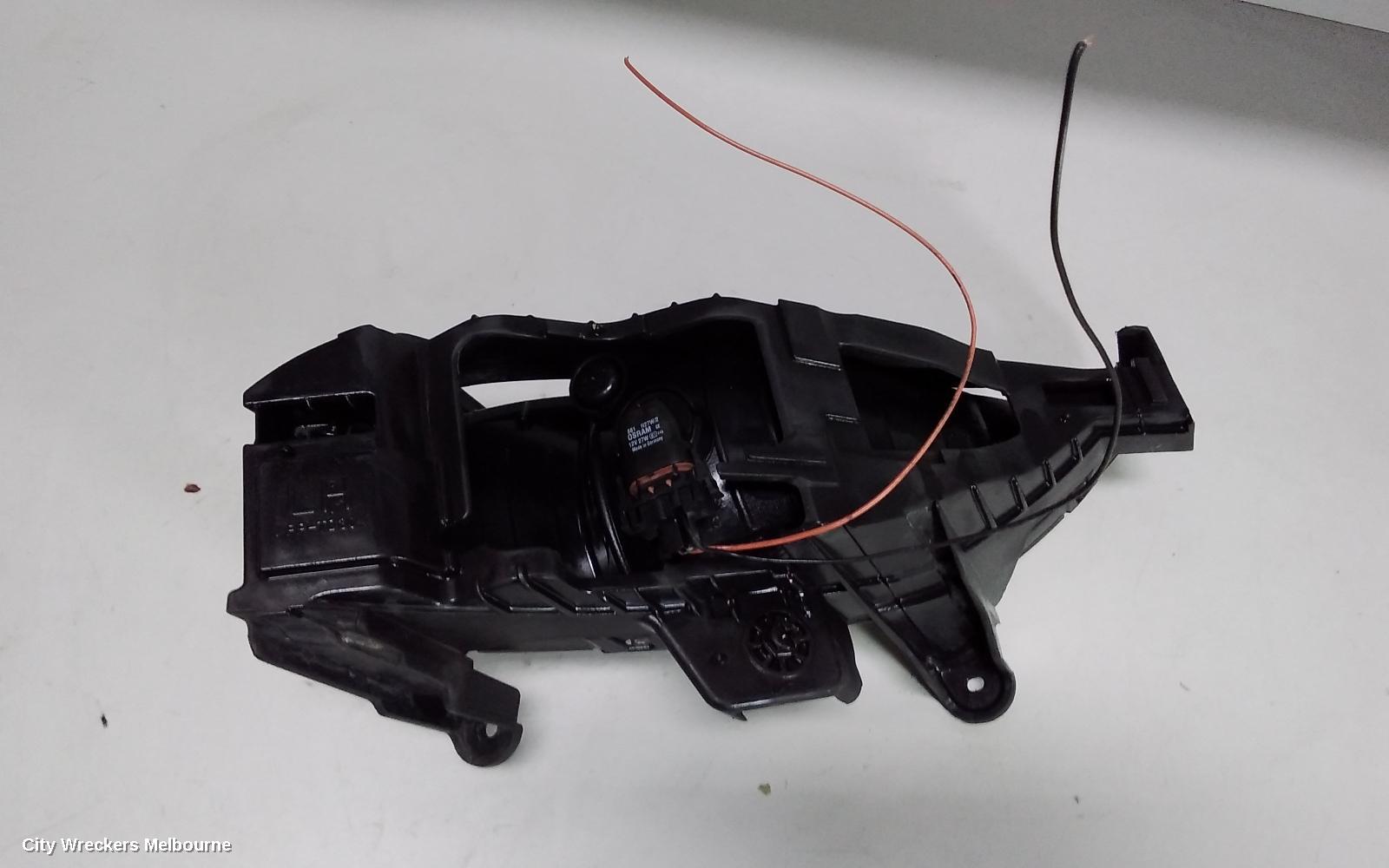 HYUNDAI I45 LEFT INDICATOR/FOG/SIDE, BUMPER FOGLAMP, YF, 02/2010 - 05/2013 (AUS ONLY)