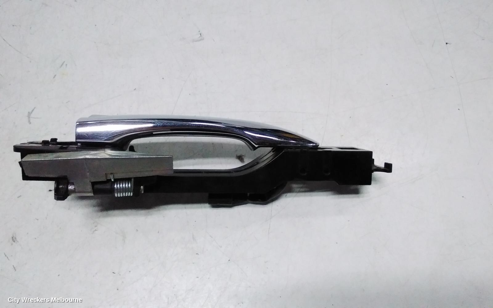 NISSAN XTRAIL DOOR HANDLE, OUTER, LH FRONT, T32, 02/2014 ONWARDS