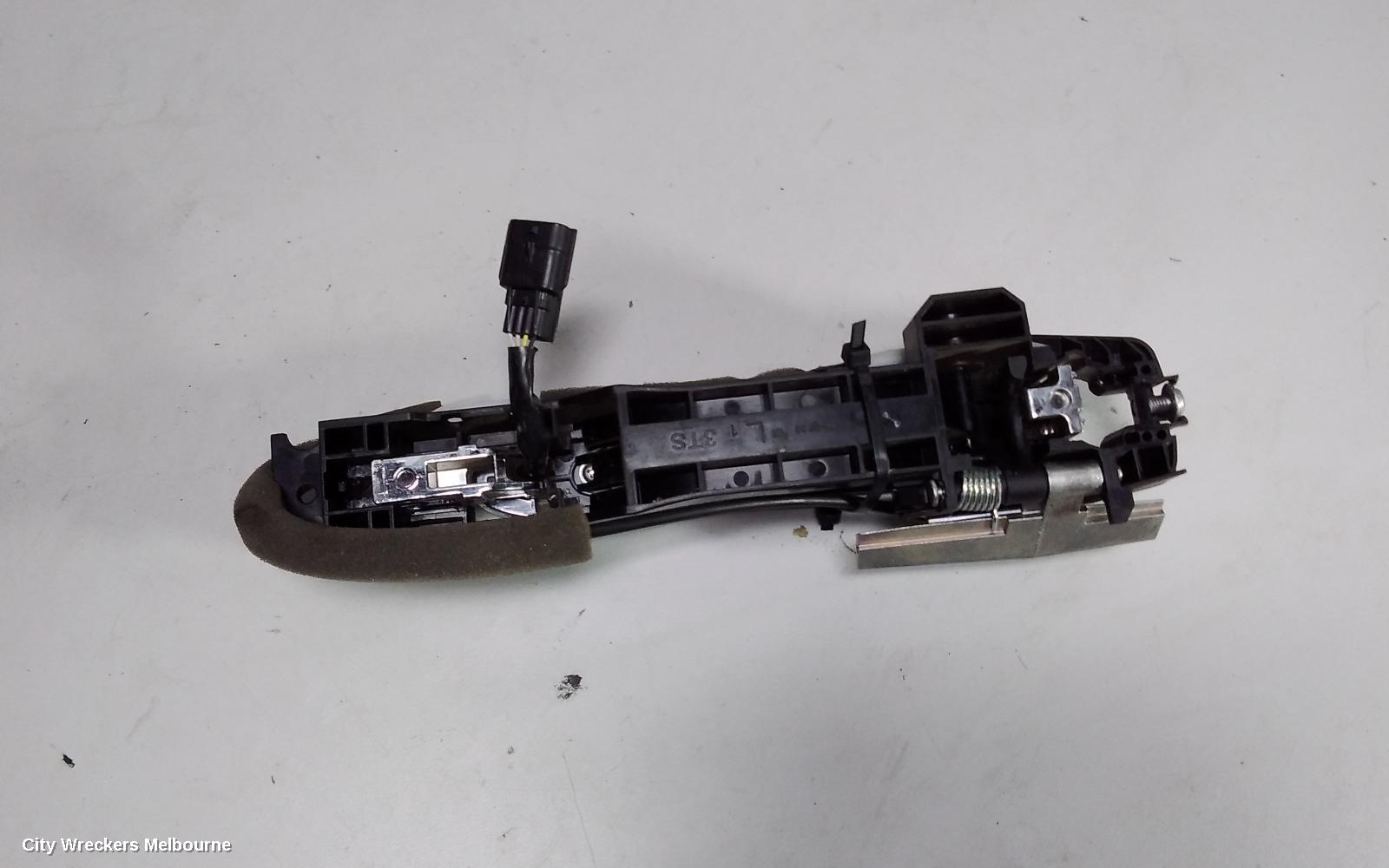 NISSAN XTRAIL DOOR HANDLE, OUTER, LH FRONT, T32, 02/2014 ONWARDS
