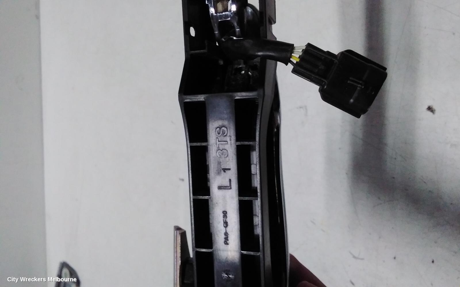 NISSAN XTRAIL DOOR HANDLE, OUTER, LH FRONT, T32, 02/2014 ONWARDS