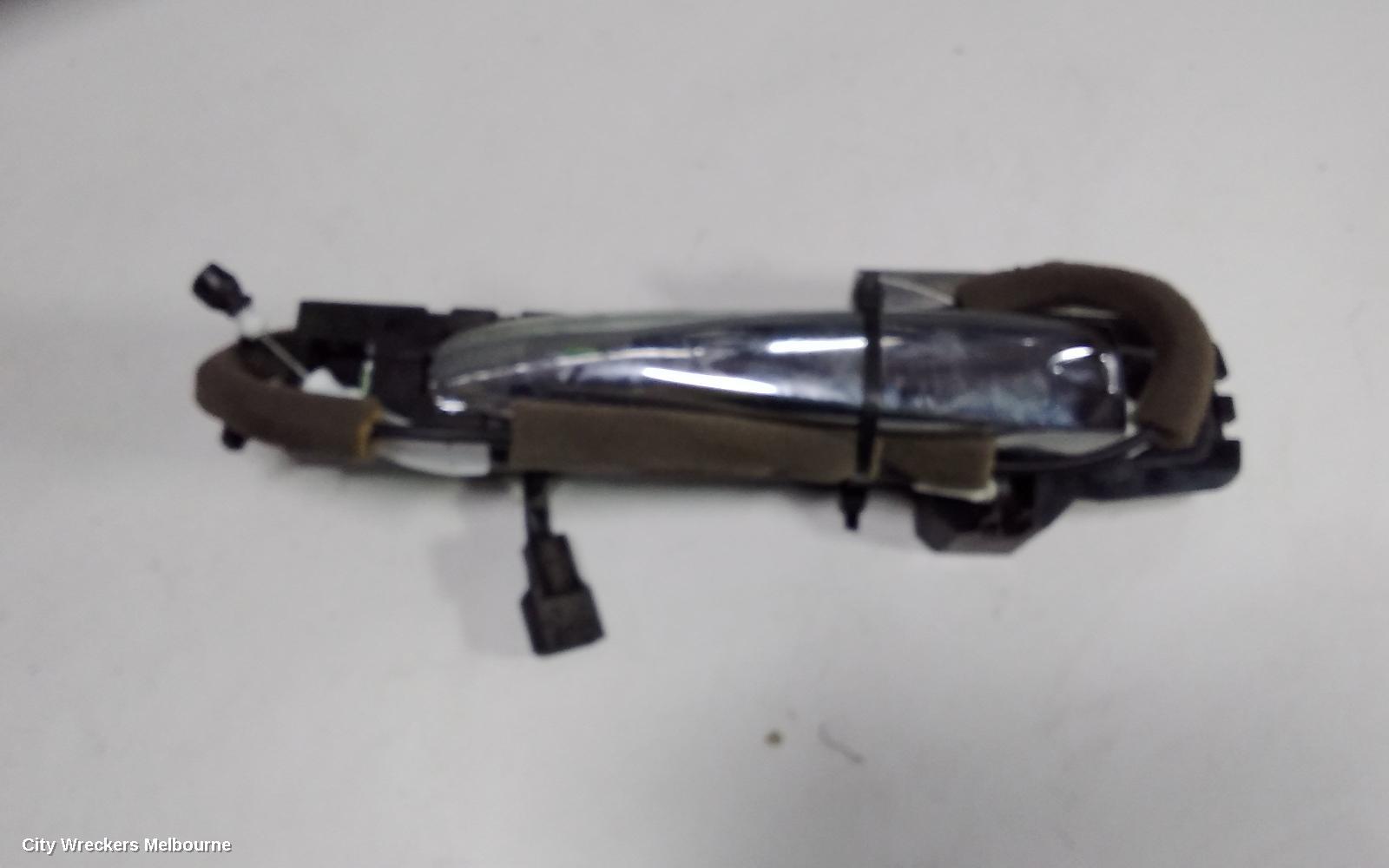 NISSAN XTRAIL DOOR HANDLE, OUTER, LH FRONT, T32, 02/2014 ONWARDS
