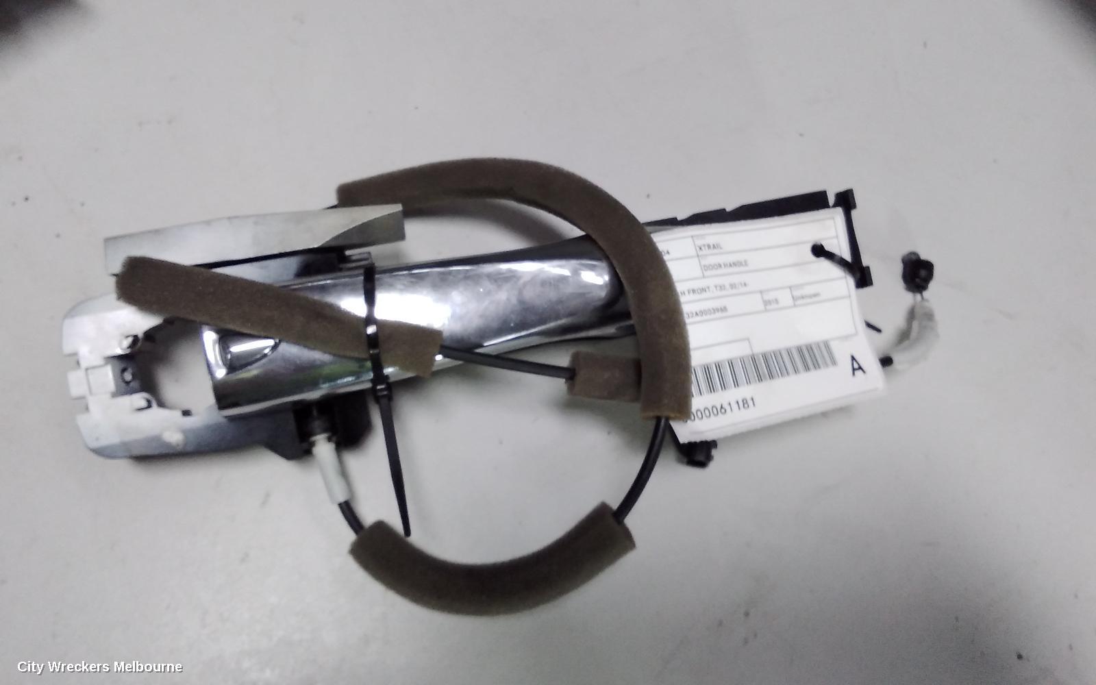 NISSAN XTRAIL DOOR HANDLE, OUTER, RH FRONT, T32, 02/2014 ONWARDS