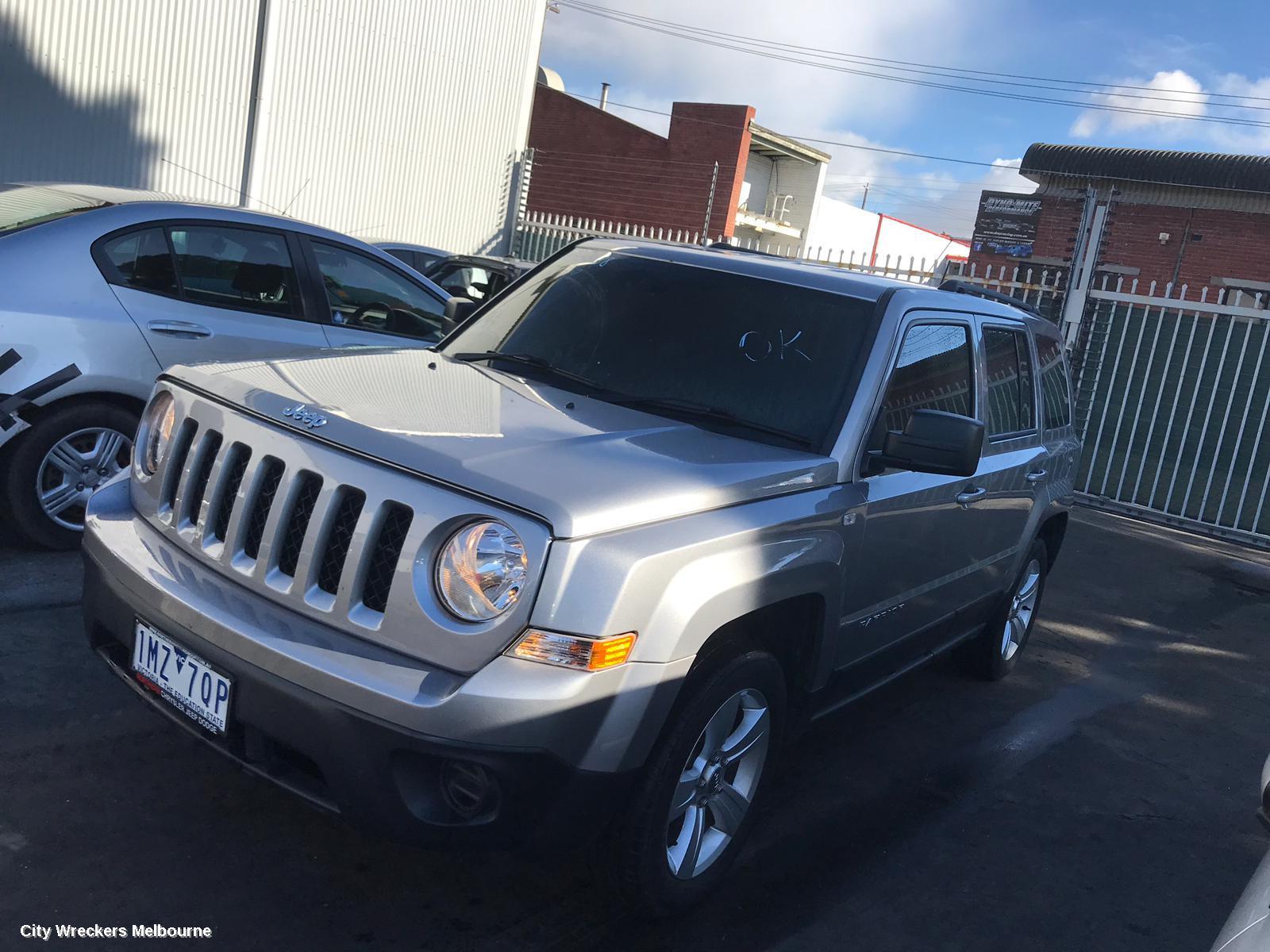JEEP PATRIOT LEFT GUARD LINER, MK, 08/2007 - 12/2016