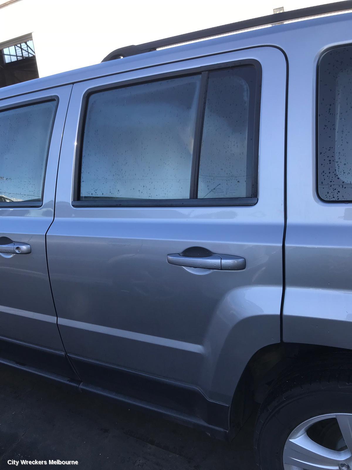JEEP PATRIOT LEFT GUARD LINER, MK, 08/2007 - 12/2016