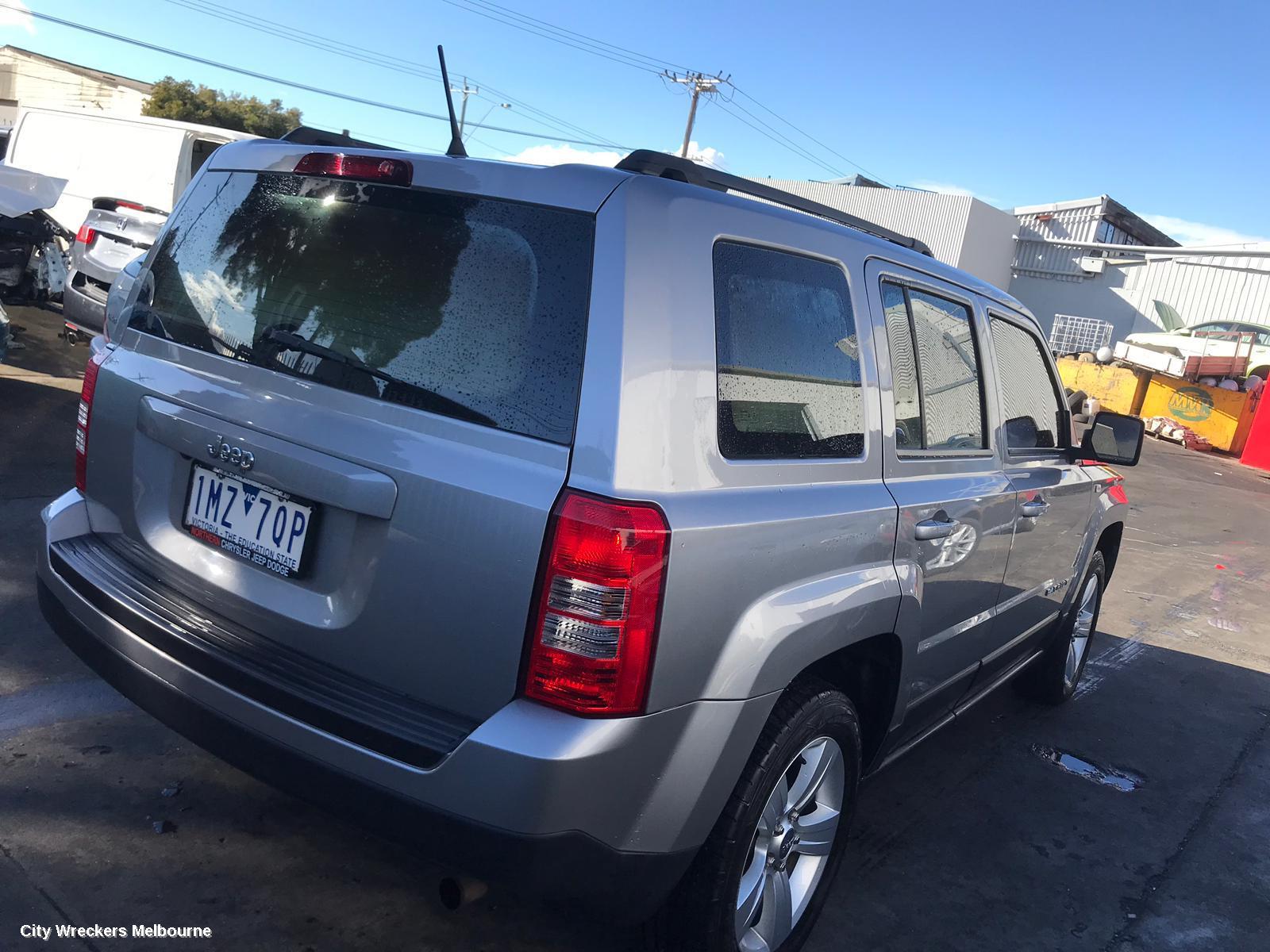 JEEP PATRIOT LEFT GUARD LINER, MK, 08/2007 - 12/2016