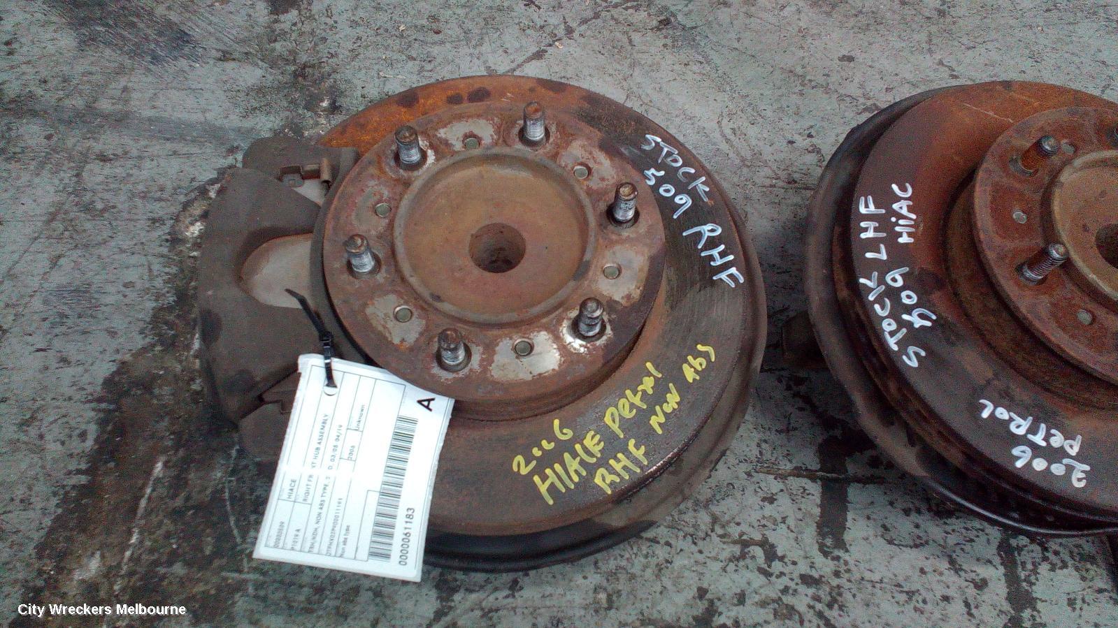 TOYOTA HIACE RIGHT FRONT HUB ASSEMBLY, TRH/KDH, NON ABS TYPE, 2WD, 03/2005 - 04/2019