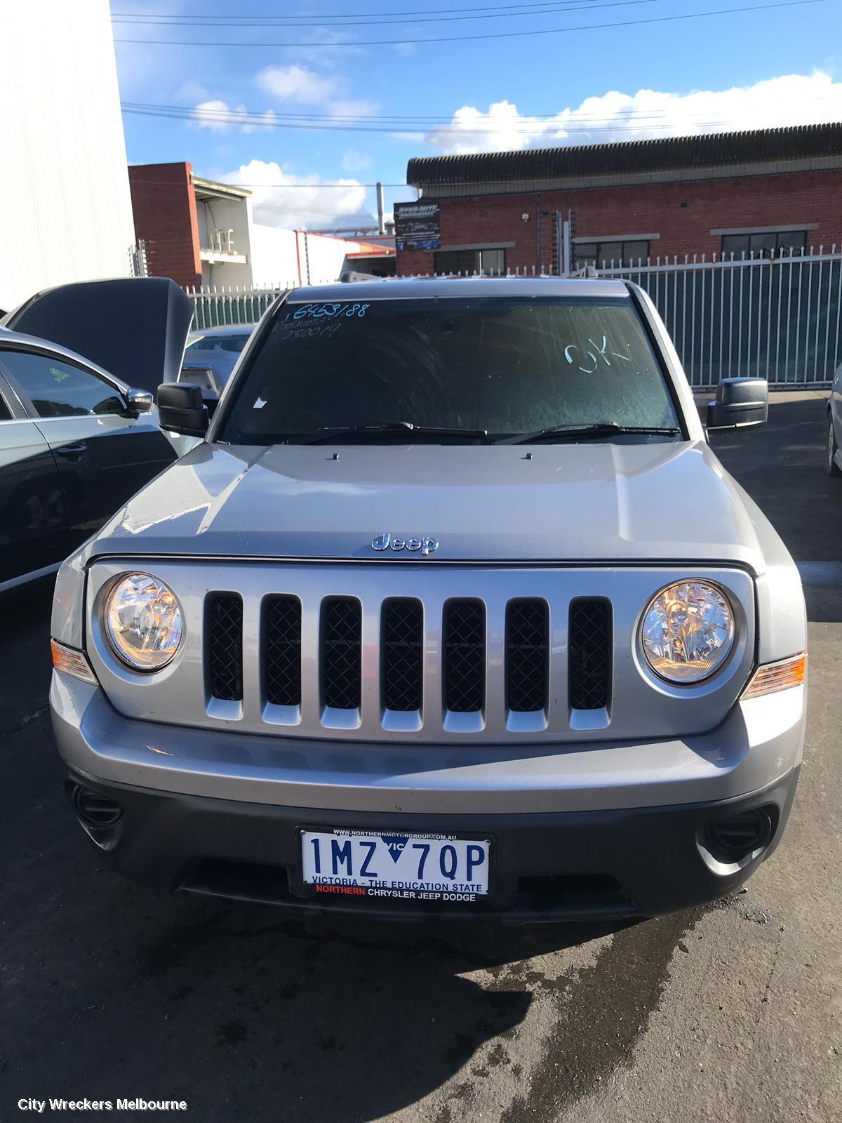 JEEP PATRIOT LEFT GUARD LINER, MK, 08/2007 - 12/2016