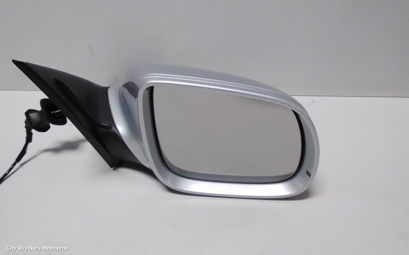 AUDI Q5 RIGHT DOOR MIRROR, 8R, MANUAL FOLD, NON LANE CHANGE ASSIST TYPE (6XC/7Y0 1PLUG, 7 WIRE), 03/2009 - 11/2014
