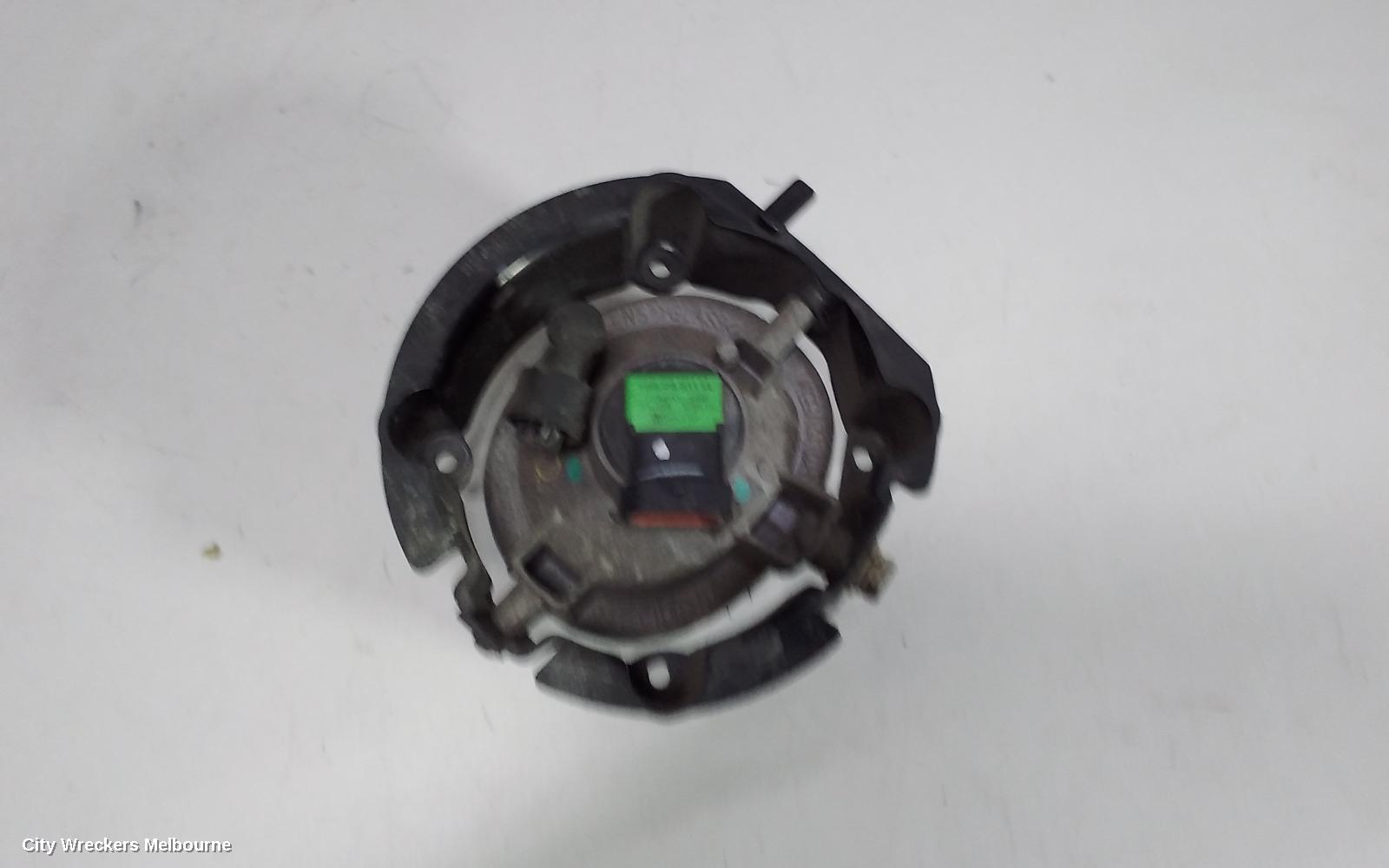 MAZDA 6 RIGHT INDICATOR/FOG/SIDE, BUMPER FOGLAMP, STANDARD/LUXURY/MPS TYPE, GG/GY, 09/2002 - 12/2007