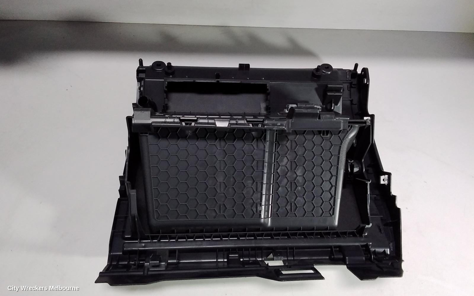 VOLKSWAGEN TIGUAN GLOVE BOX, 5NA, 06/2016 - 02/2024