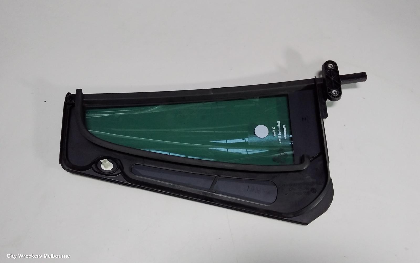 VOLKSWAGEN TIGUAN LEFT REAR 1/4 DOOR GLASS, 5NA, 06/2016 - 02/2024