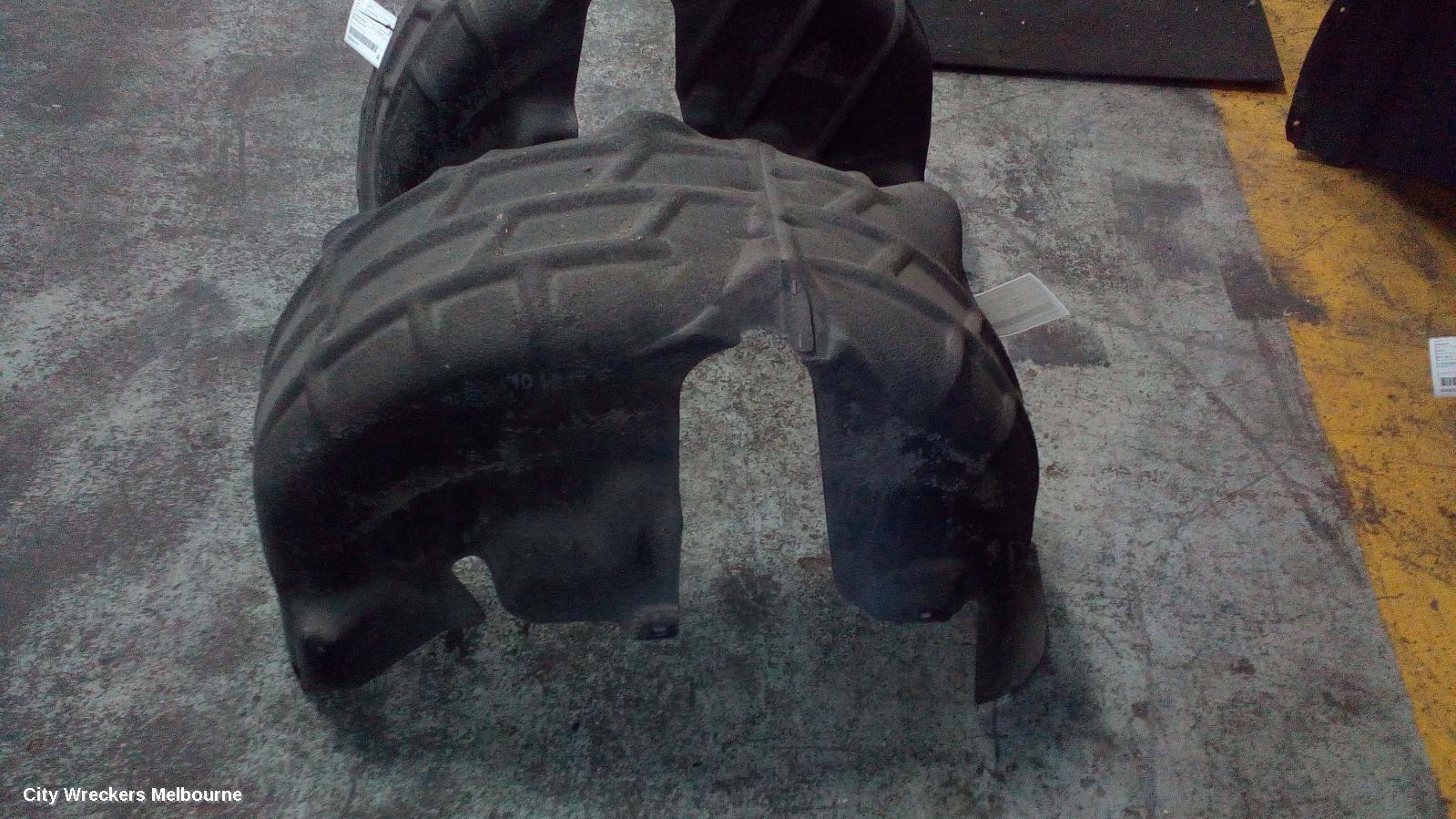 VOLKSWAGEN TIGUAN RIGHT GUARD LINER, 5NA, 06/2016 - 02/2021