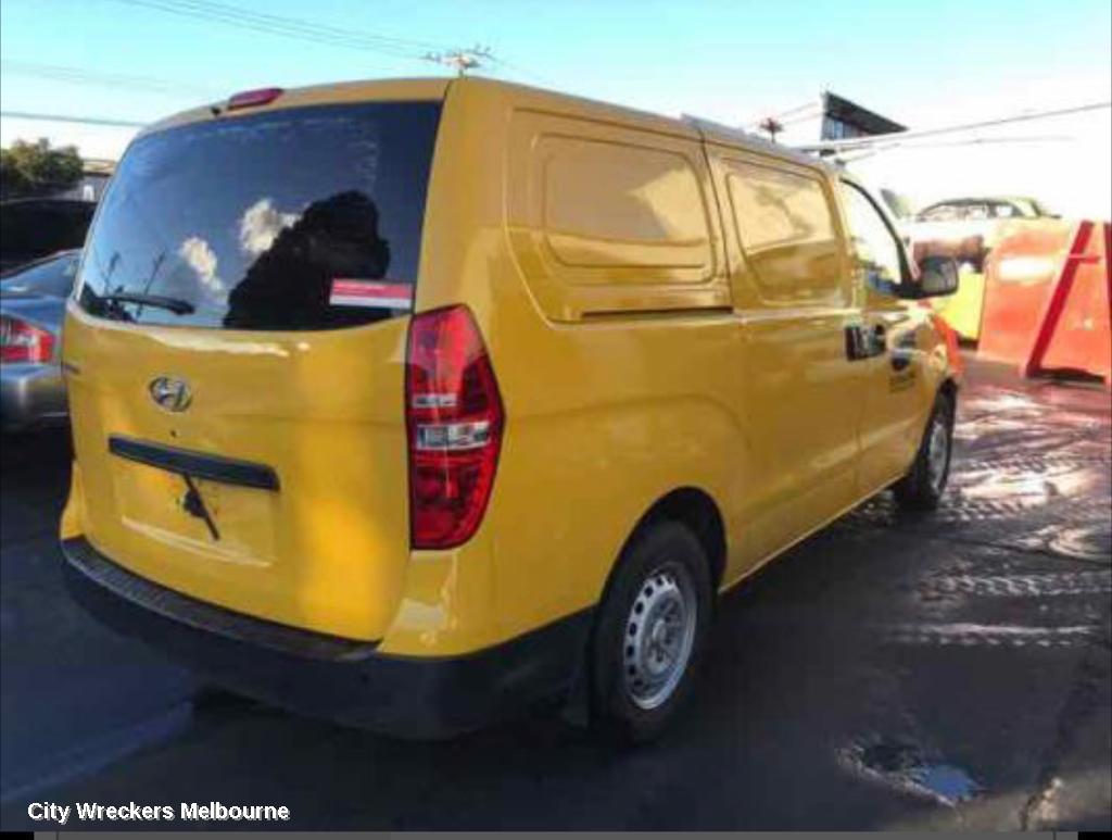 HYUNDAI ILOAD/IMAX TAILGATE HANDLE, OUTER TAILGATE, TQ, 11/2007 ONWARDS