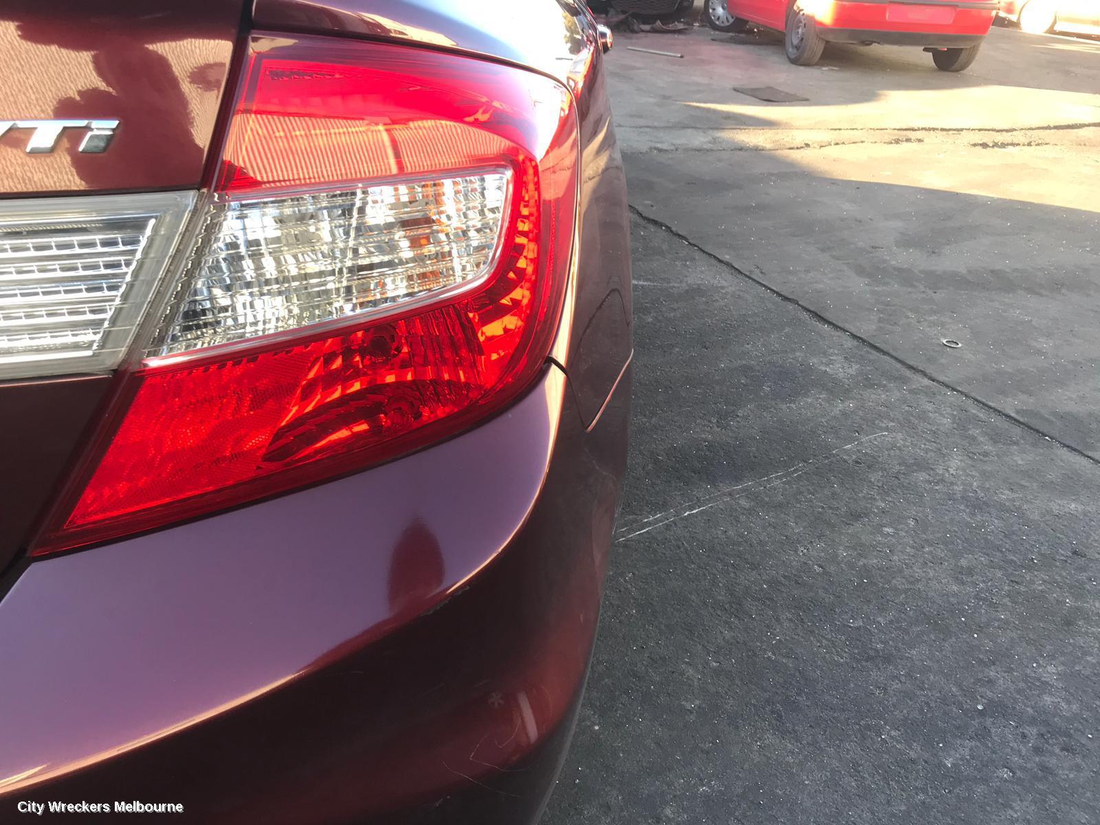 HONDA CIVIC REAR GARNISH, BOOTLID LAMP (LH SIDE), 9TH GEN, 02/2012 - 04/2016