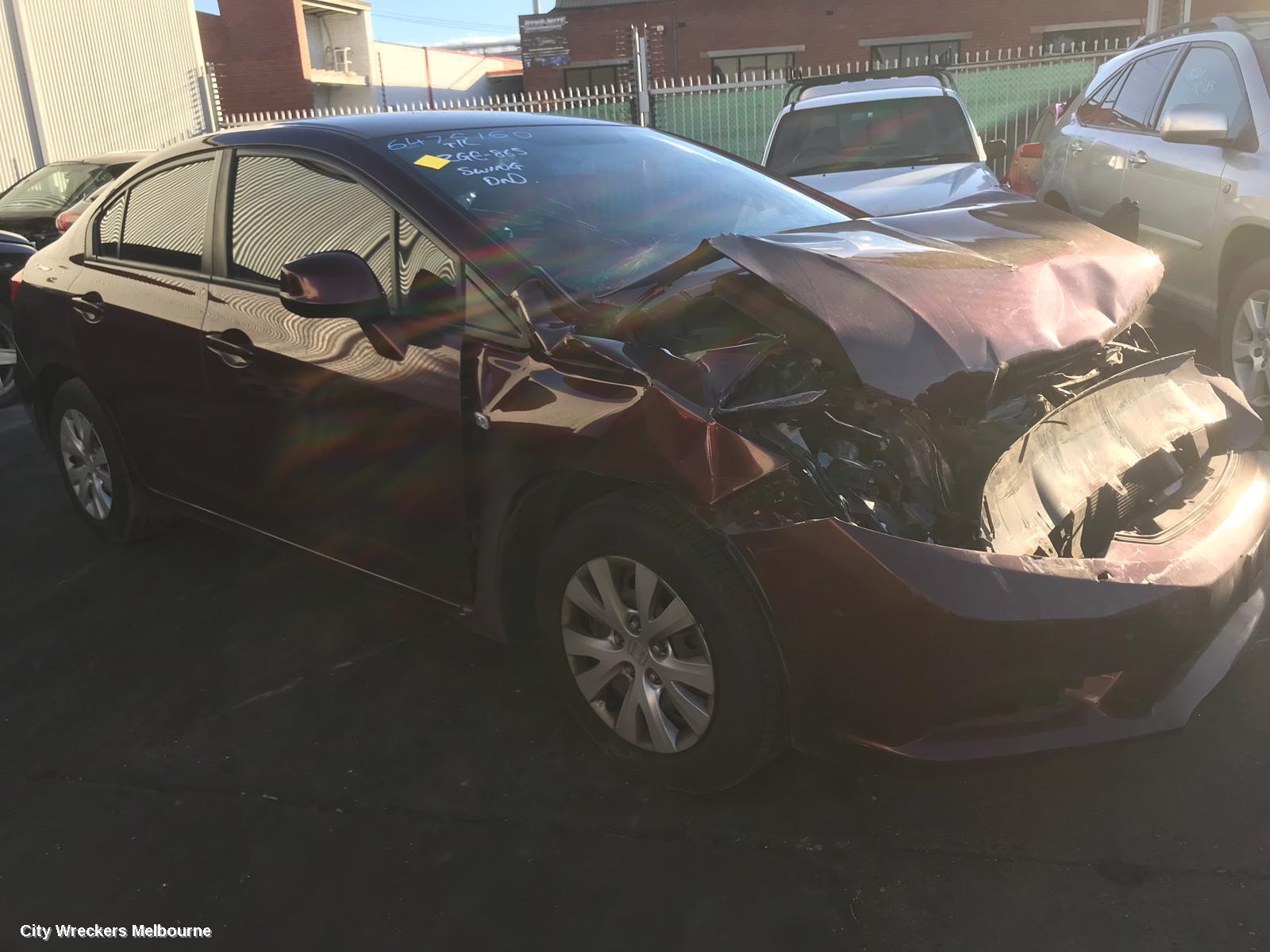 HONDA CIVIC REAR GARNISH, BOOTLID LAMP (LH SIDE), 9TH GEN, 02/2012 - 04/2016