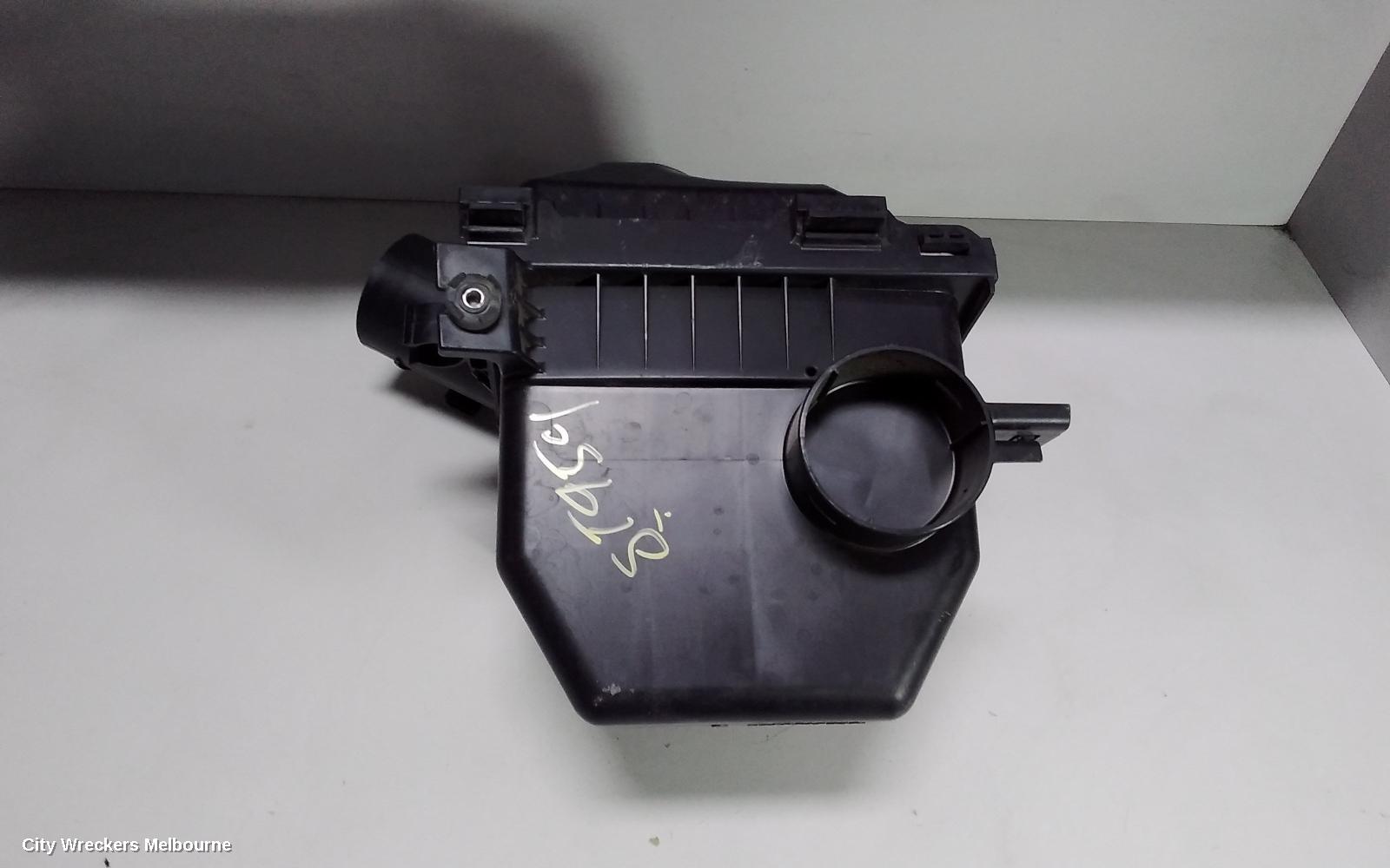 SUBARU XV AIR FLOW METER, 2.0, FB20, PETROL, G4X, P/N 22680-AA380, 01/2012 - 04/2017