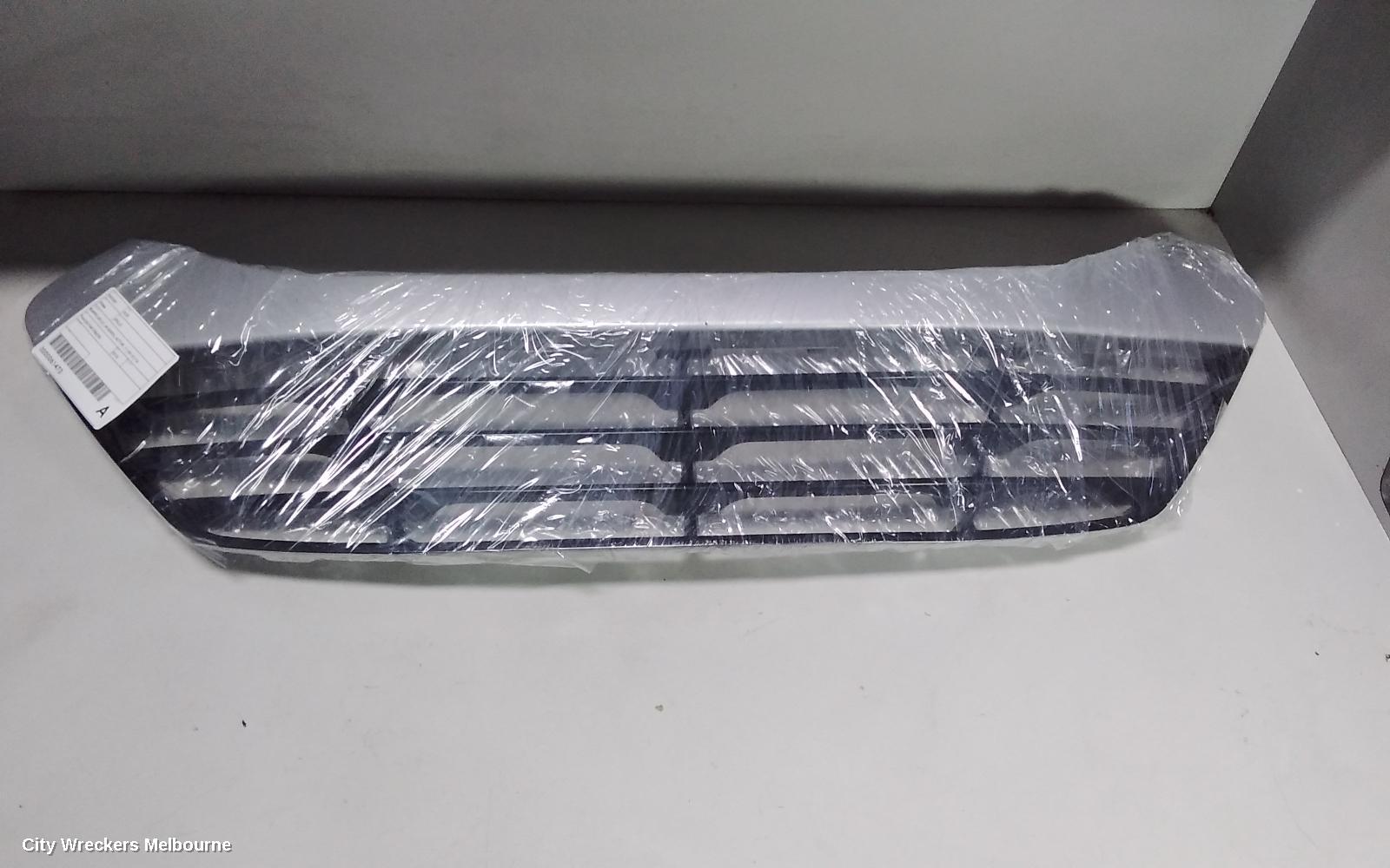 HYUNDAI IX35 GRILLE, BUMPER GRILLE, LM SERIES, ACTIVE, 11/2009 - 01/2016