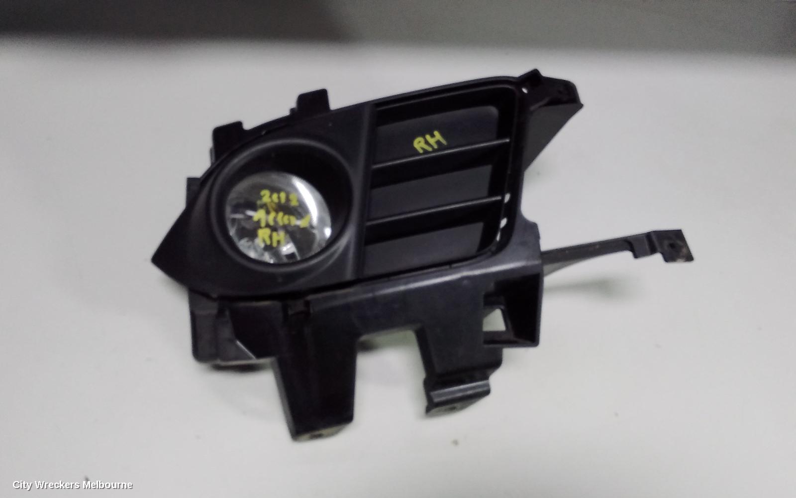 HONDA ACCORD RIGHT INDICATOR/FOG/SIDE, BUMPER FOGLAMP, 8TH GEN, EURO (VIN JHMCU), 07/2011 - 12/2015