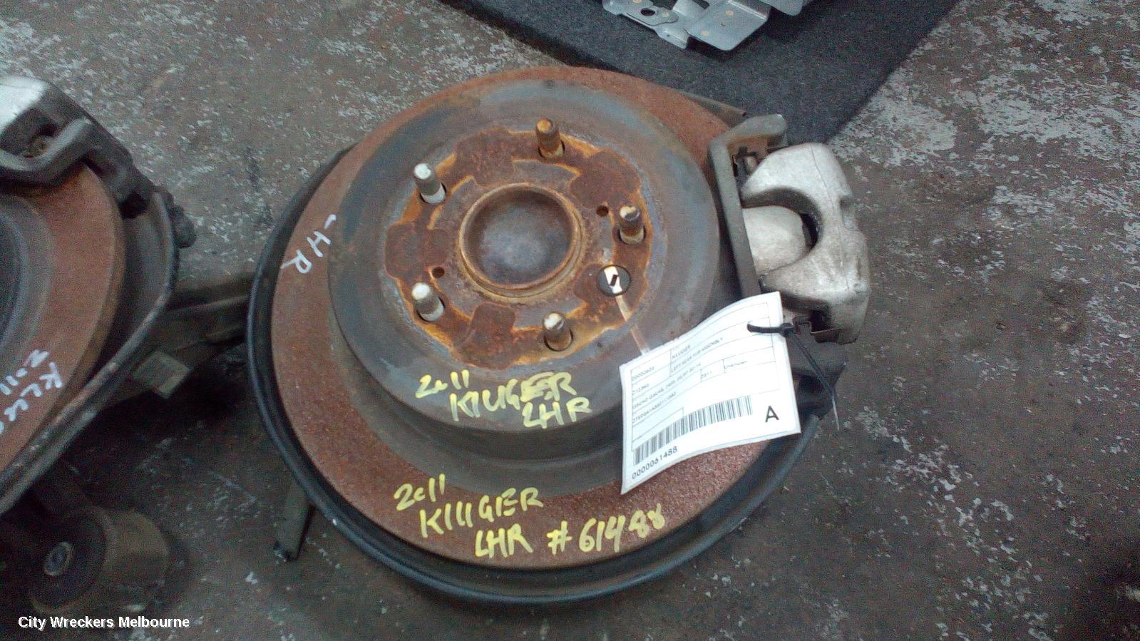 TOYOTA KLUGER LEFT REAR HUB ASSEMBLY, GSU40-GSU45, 2WD, 05/2007 - 02/2014