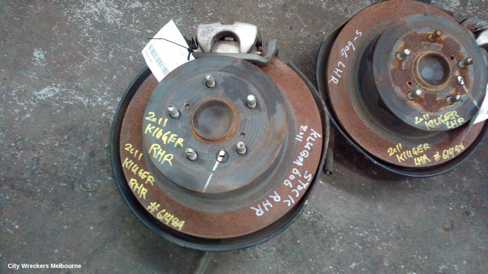 TOYOTA KLUGER RIGHT REAR HUB ASSEMBLY, GSU40-GSU45, 2WD, 05/2007 - 02/2014