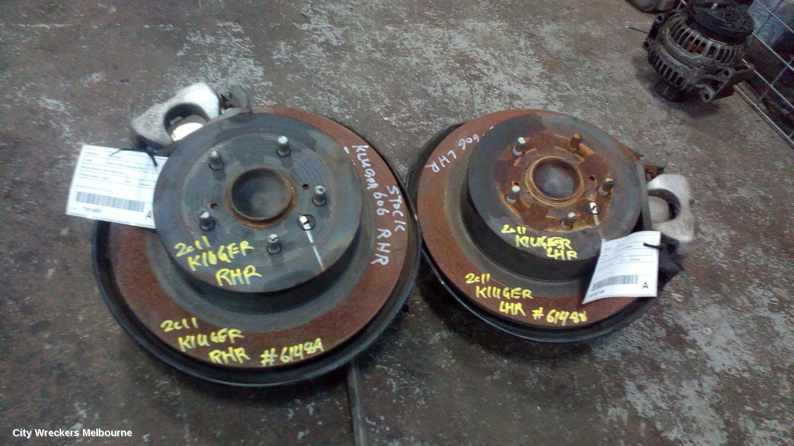 TOYOTA KLUGER RIGHT REAR HUB ASSEMBLY, GSU40-GSU45, 2WD, 05/2007 - 02/2014